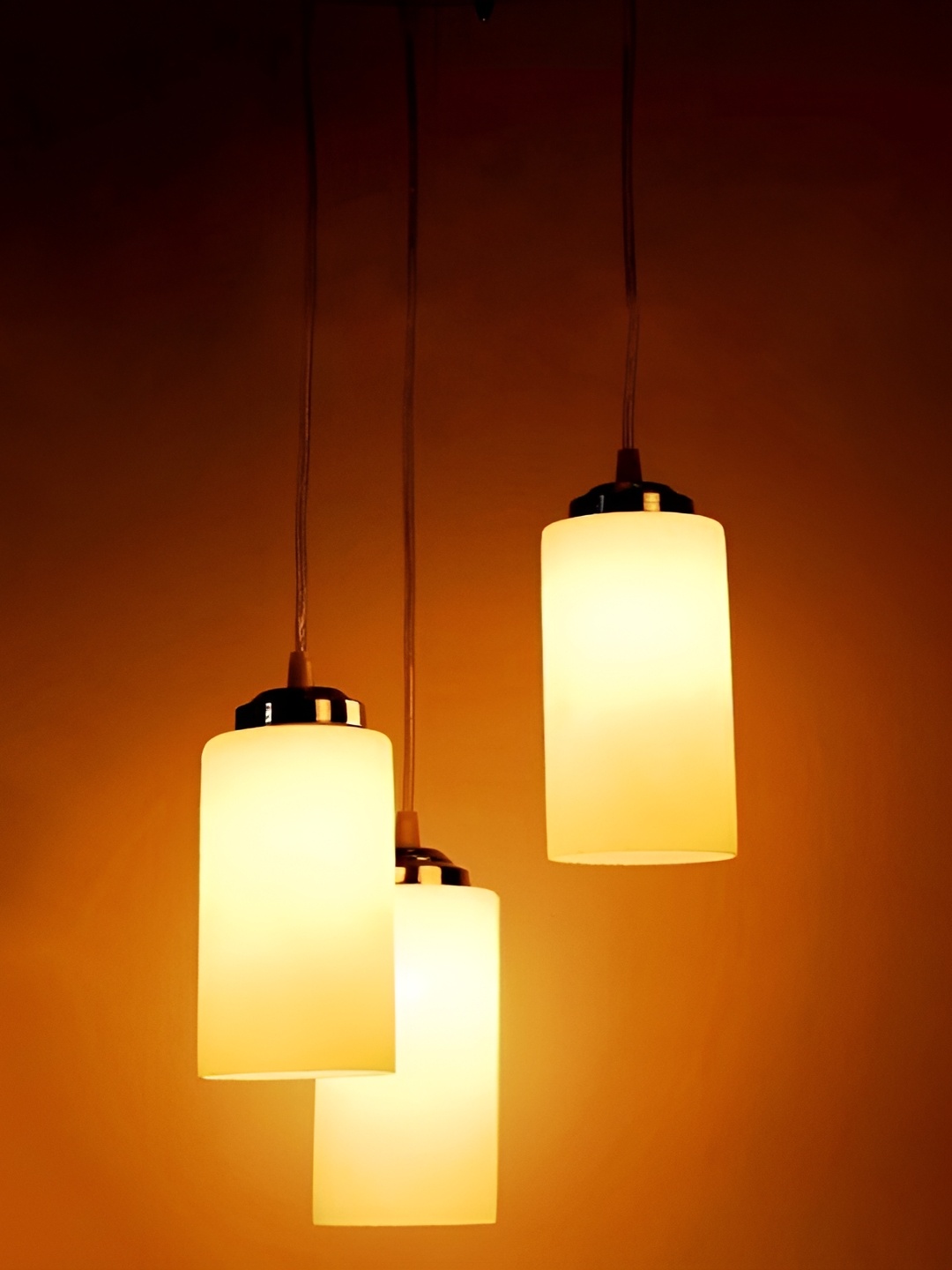 

DENICRAAS White Textured Spherical Hanging Ceiling Lamp