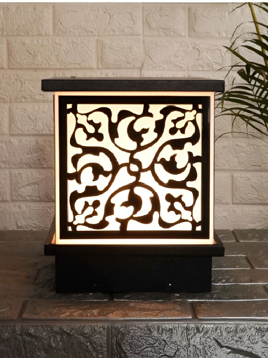 

DENICRAAS Black & White Textured Outdoor Lamp