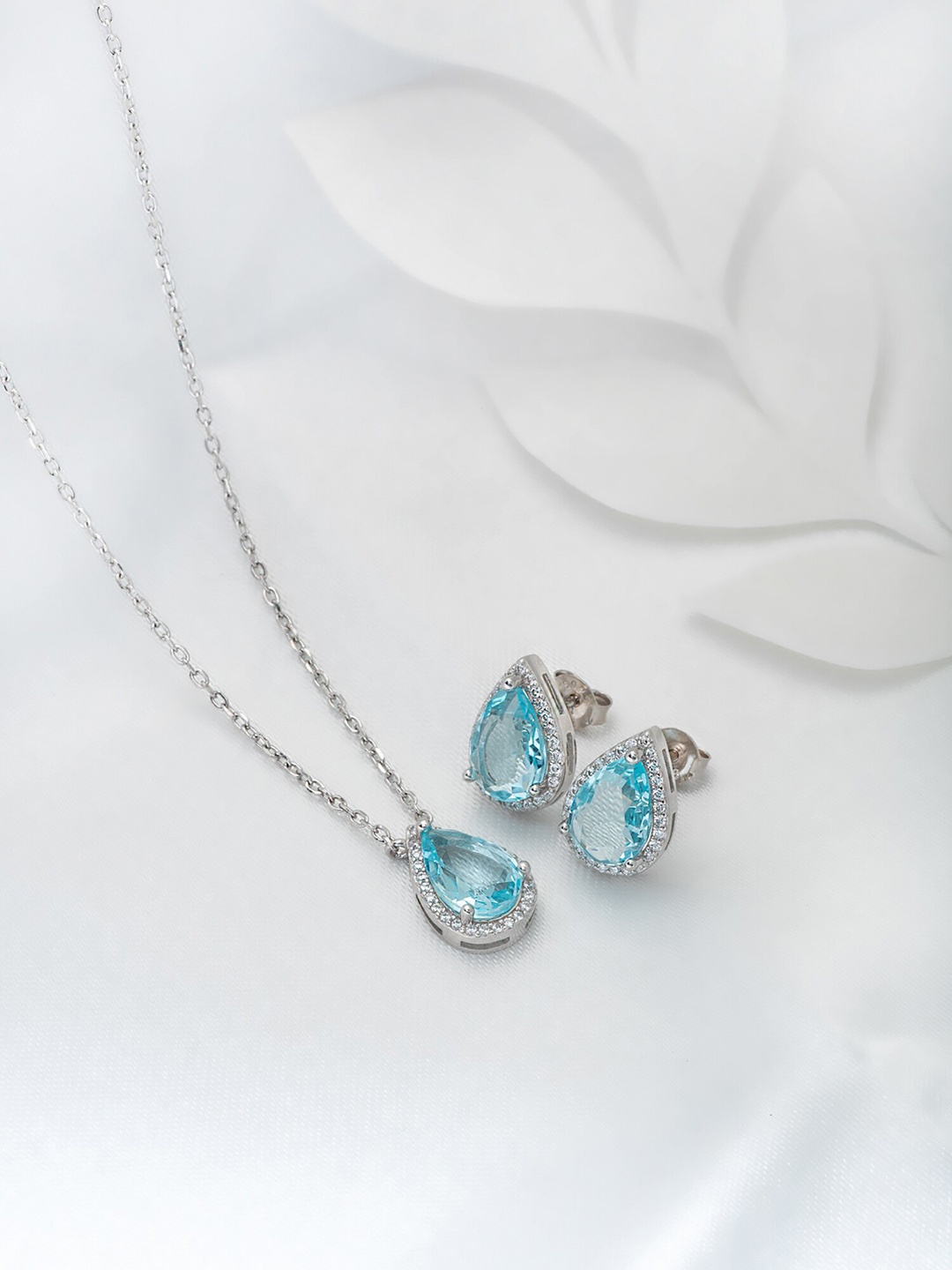 

SILBERRY 925 Sterling Silver Rhodium Plated CZ Studded Jewellery Set