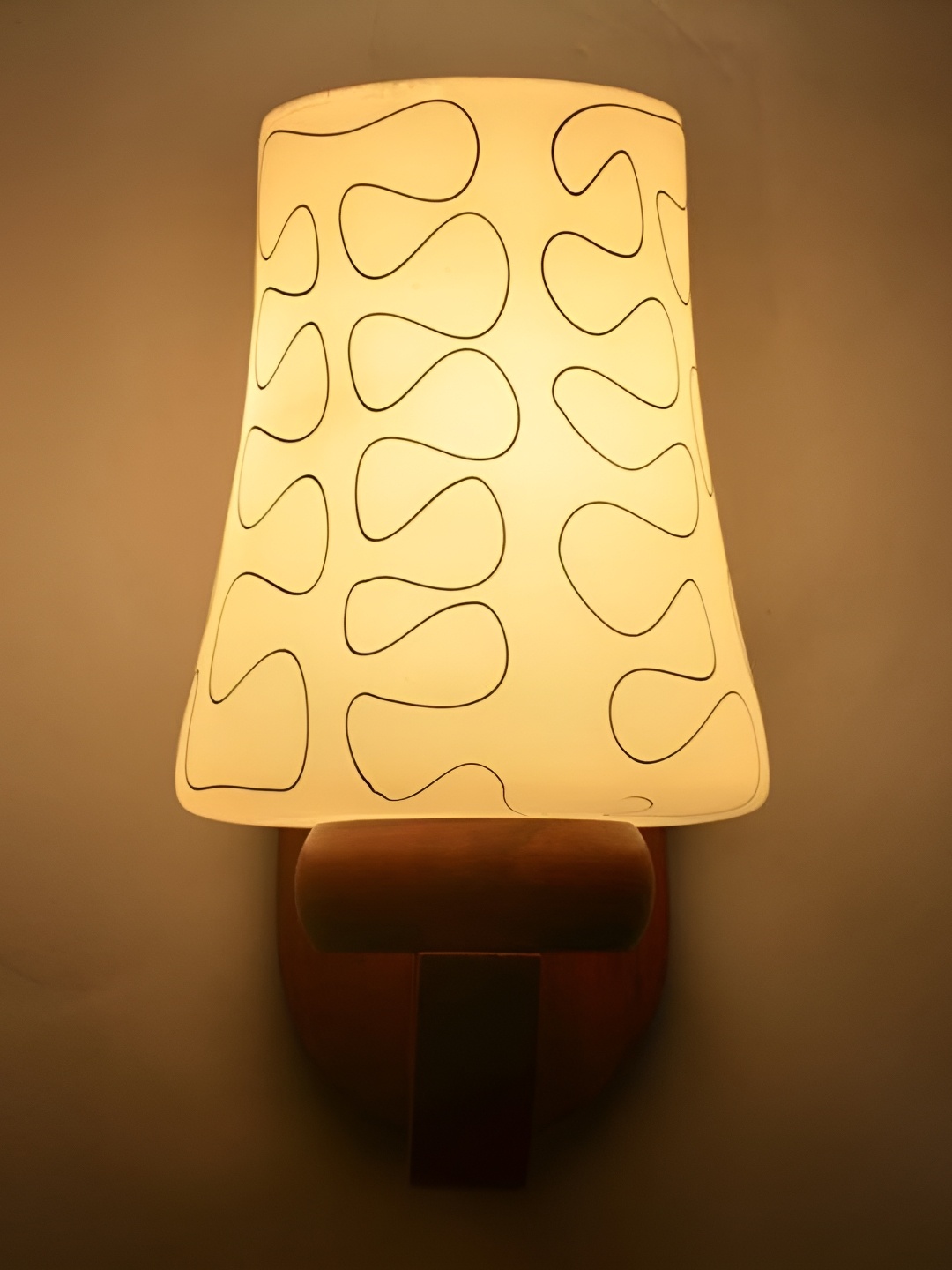 

1ST TIME White & Black Printed Glass Contemporary Wall Lamp