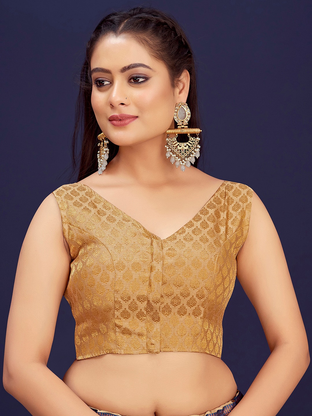 

Vardha Woven Design V-Neck Zari Brocade Saree Blouse, Beige