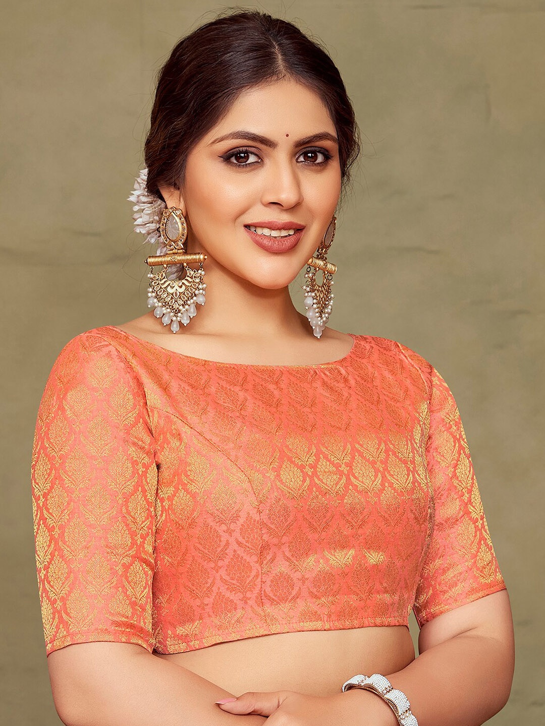 

Vardha Woven Design Boat Neck Zari Brocade Saree Blouse, Peach