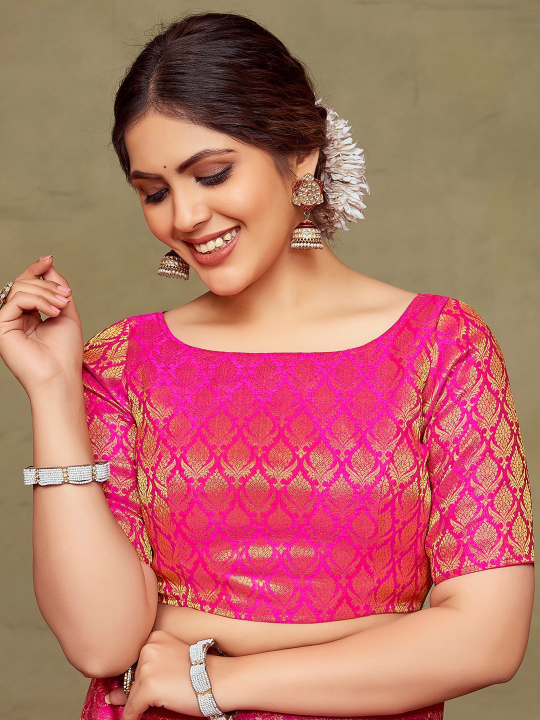 

Vardha Woven Design Boat Neck Zari Brocade Readymade Saree Blouse, Pink