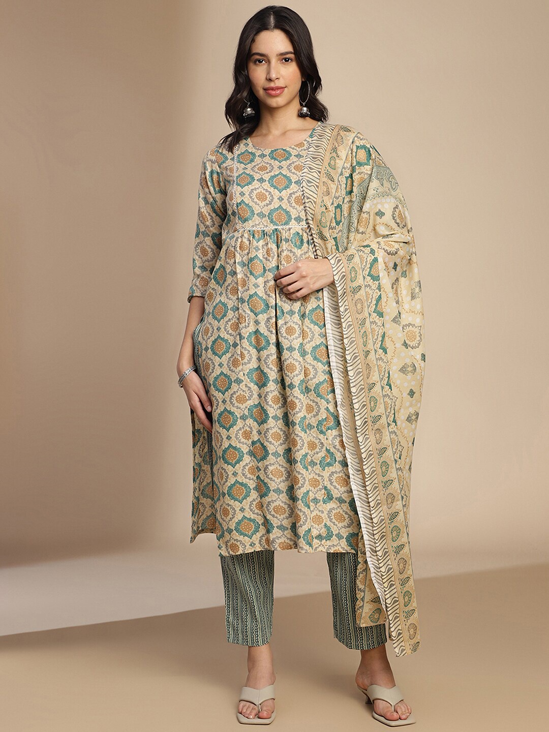 

SKYLEE Beige & Blue Printed Gotta Patti Straight Kurta with Trousers & With Dupatta