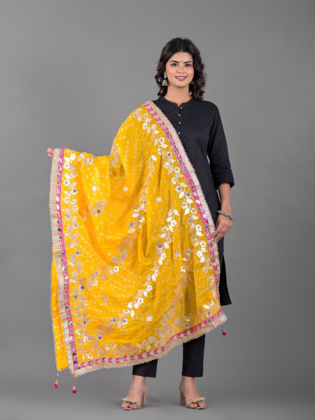 

Apratim Bandhani Printed Embroidered Art Silk Gotta Patti Dupatta, Yellow