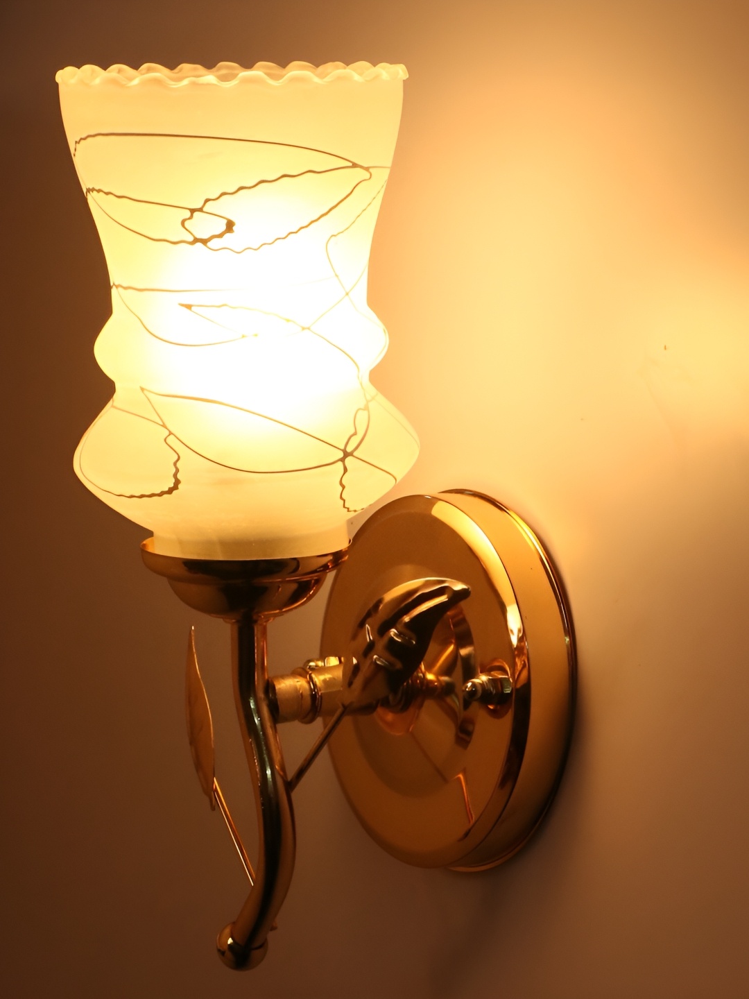 

1ST TIME White Textured Abstract Shaped Glass Traditional Wall Lamp