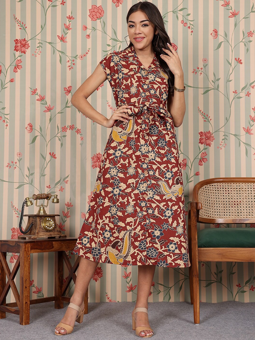 

Ode by House of Pataudi Floral Printed Pure Cotton Ethnic Dress, Maroon