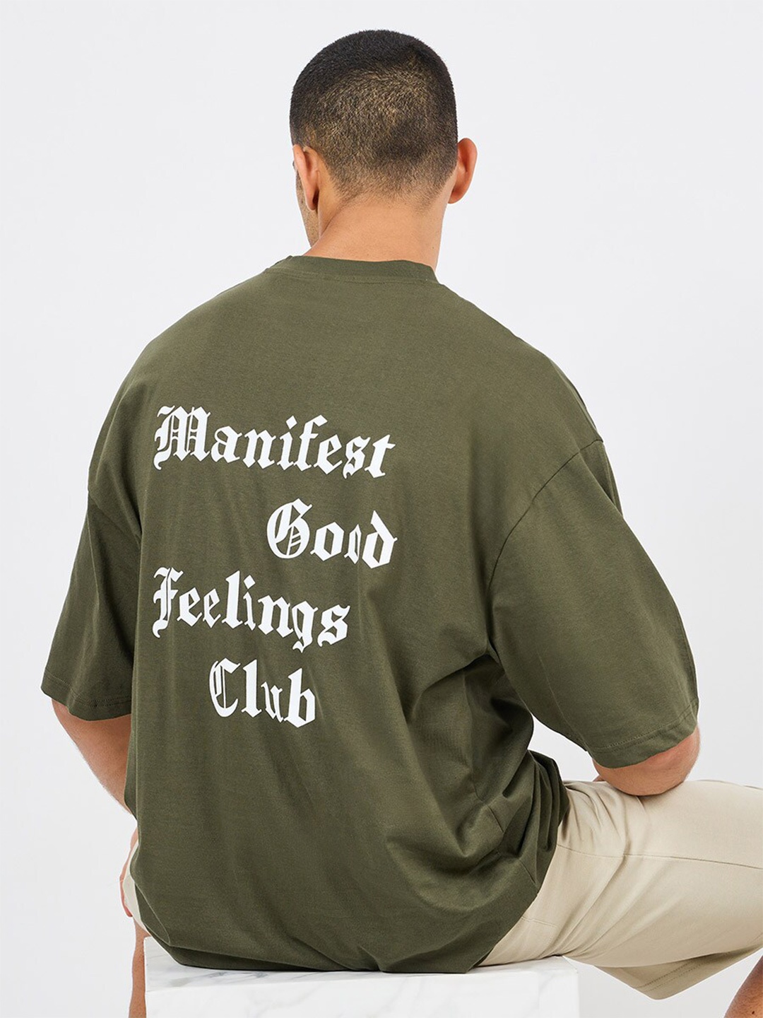

Styli Typography Printed Round Neck Drop Shoulder Sleeves Cotton Boxy T-shirt, Olive