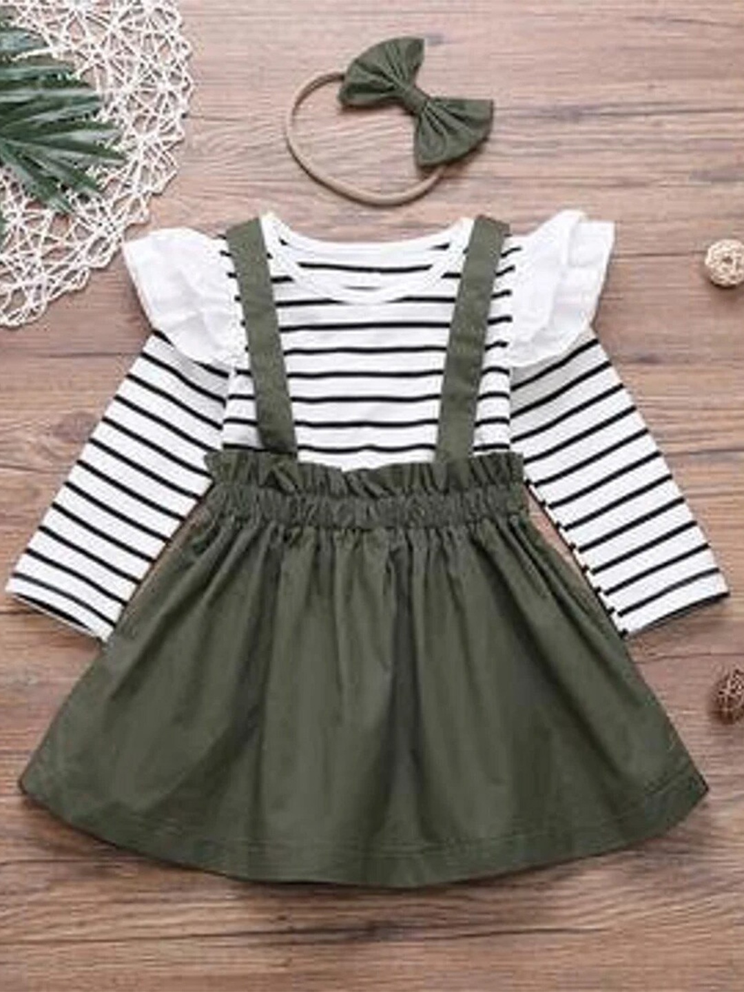 

BAESD Girls Long Sleeves Round Neck Striped Top with Skirt, White