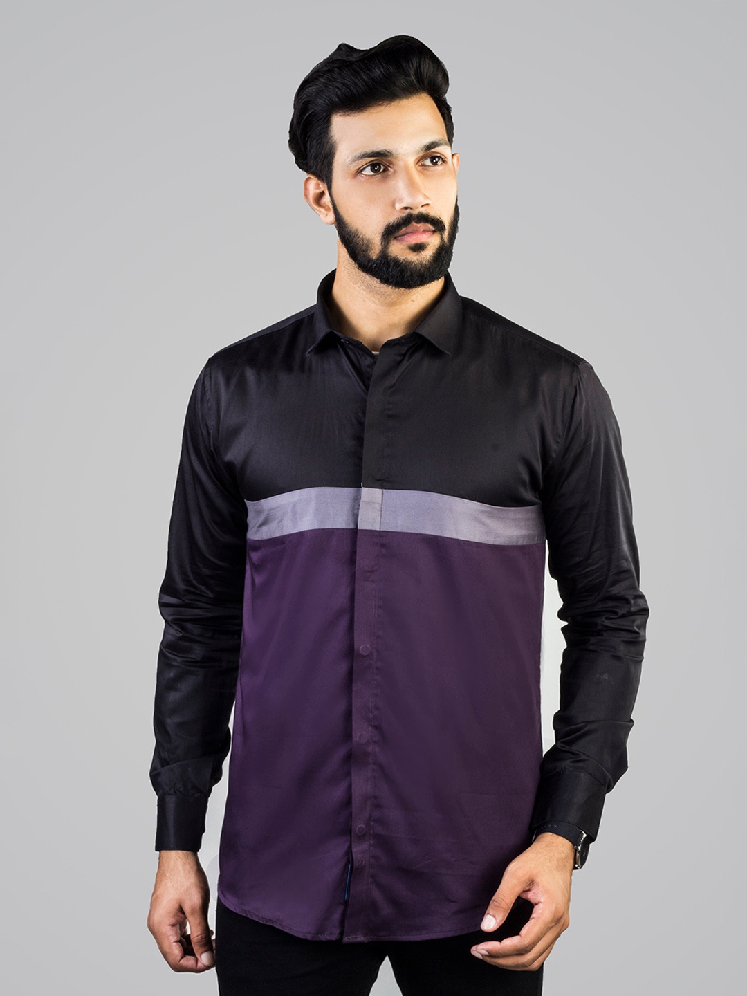 

INDIAN THREADS Comfort Spread Collar Colourblocked Cotton Casual Shirt, Black