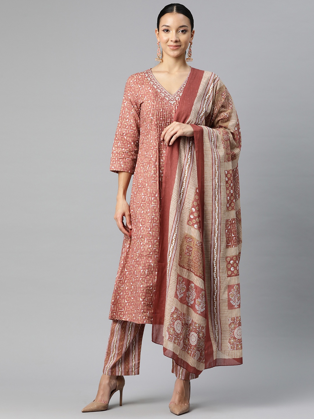 

Yuris Women Ethnic Motifs Printed Regular Thread Work Pure Cotton Kurta with Trousers & With Dupatta, Peach