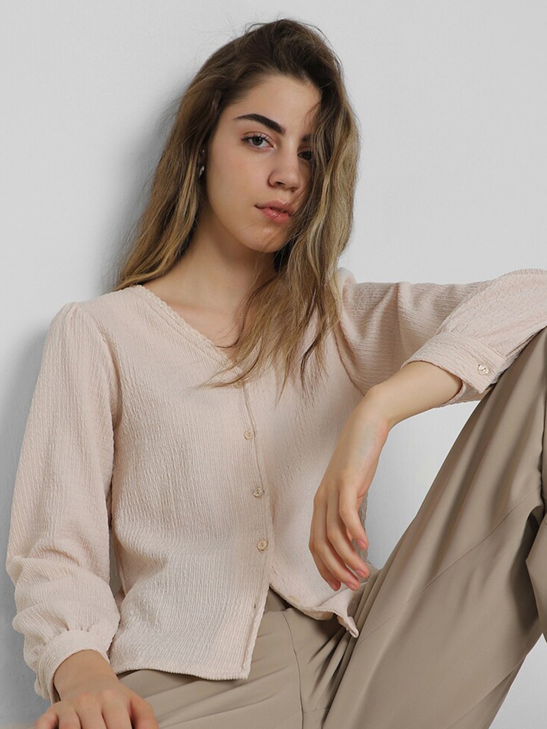 

FOREVER 21 Collarless Self Design Casual Shirt, Beige