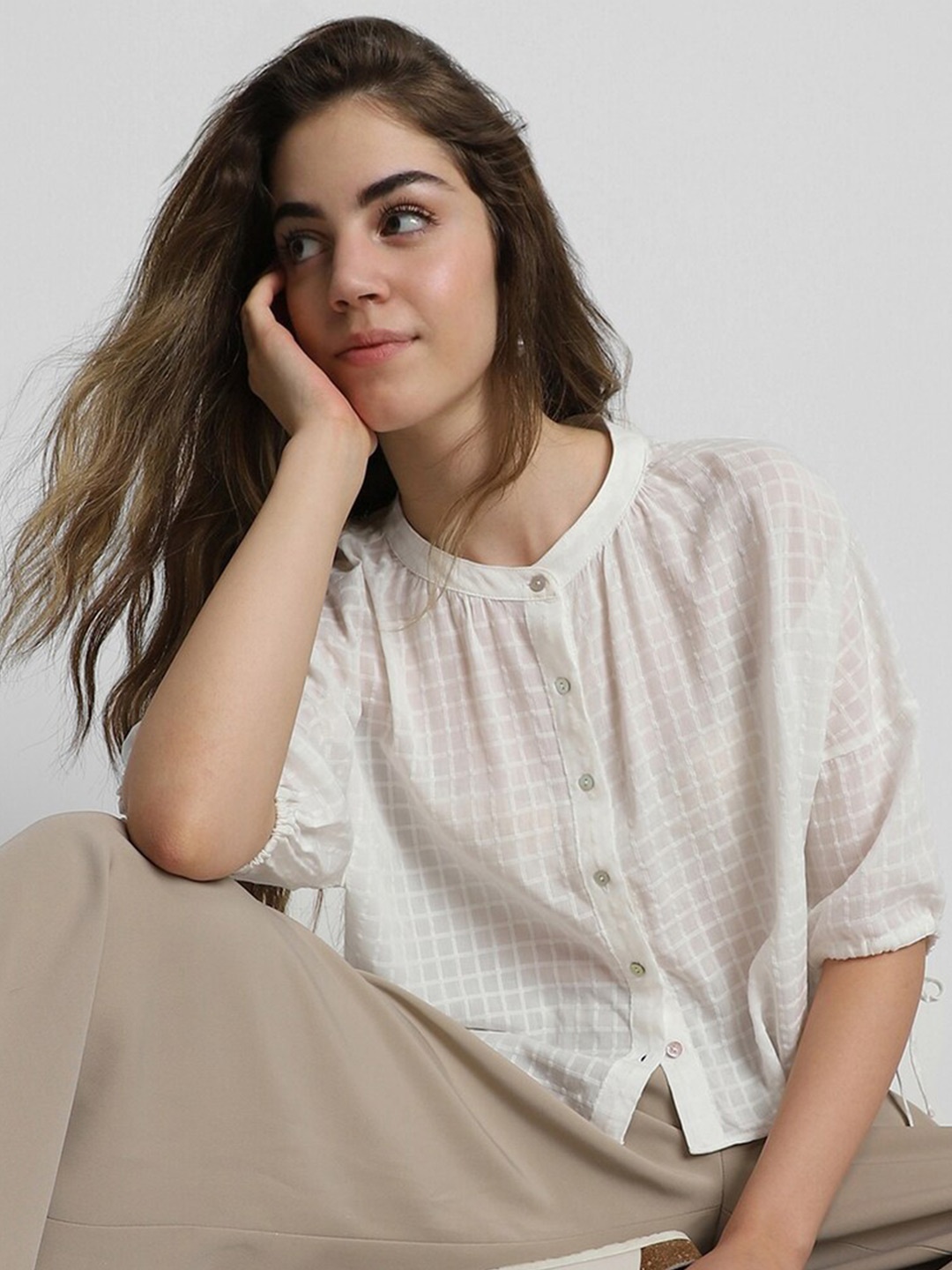 

FOREVER 21 Opaque Checked Cotton Casual Shirt, White