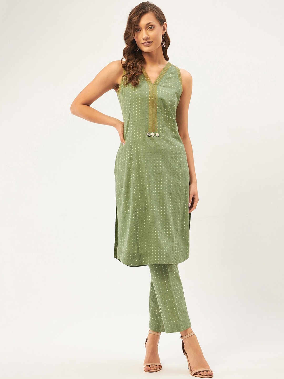 

STADO Self Design V-Neck Sleeveless Straight Kurta With Trousers, Green