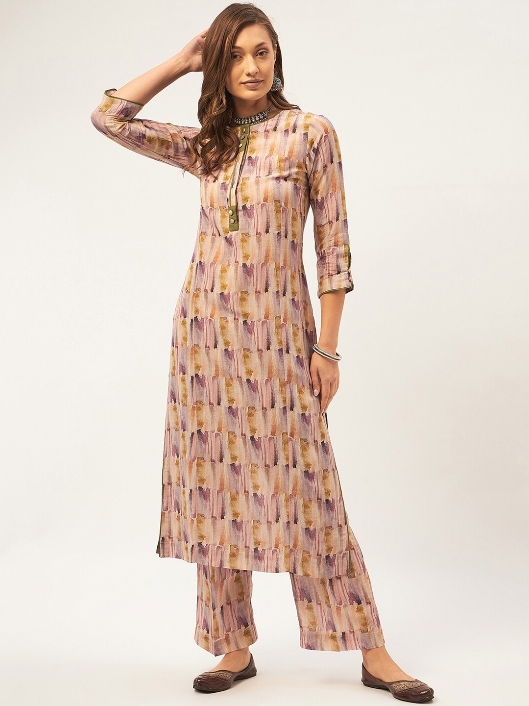 

STADO Abstract Printed Round Neck Straight Kurta with Trousers, Cream