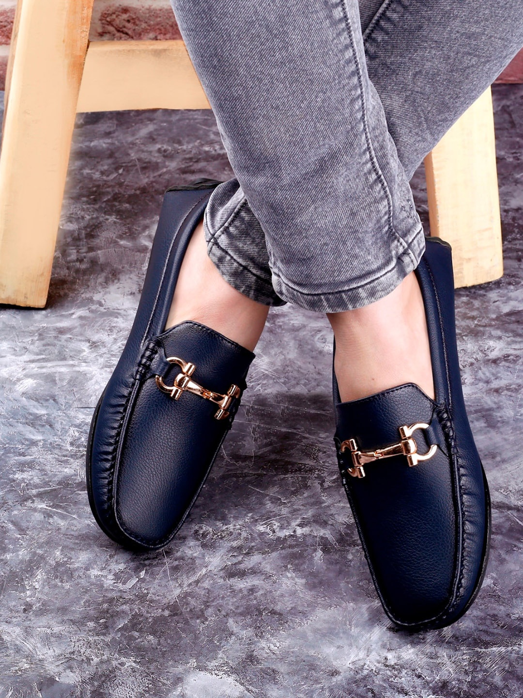 

Bxxy Men Round Toe Loafers, Blue