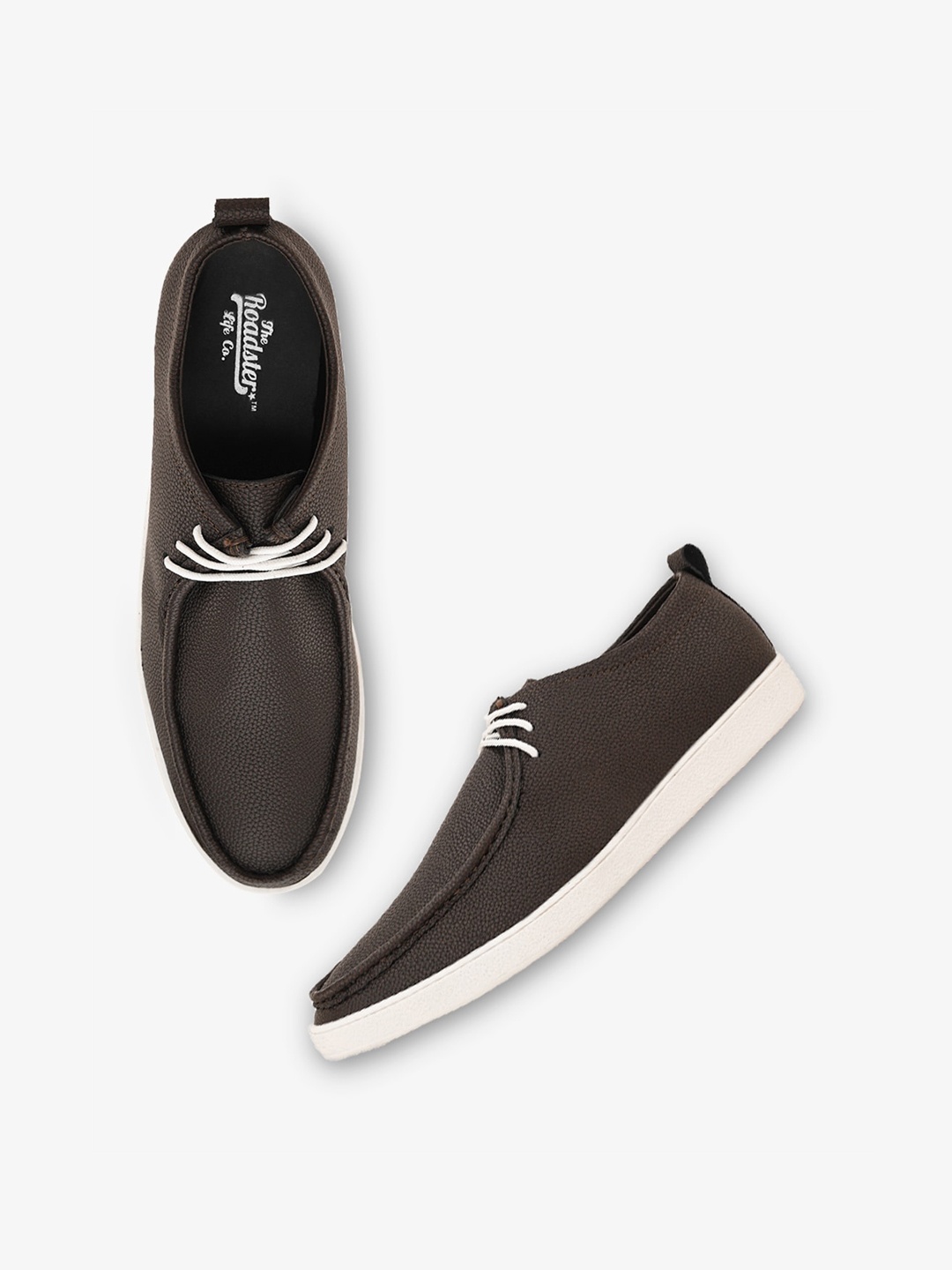 

The Roadster Lifestyle Co. Men Brown Round Toe Lightweight Sneakers