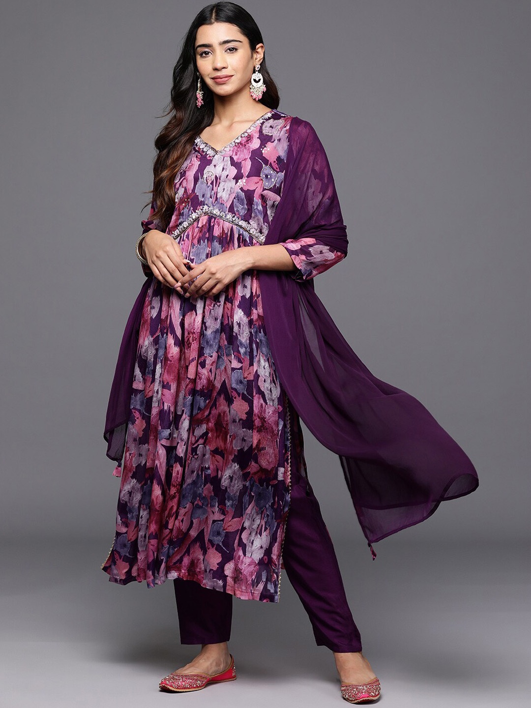 

Mitera Purple Floral Printed Beads & Stones Kurta With Trousers & Dupatta