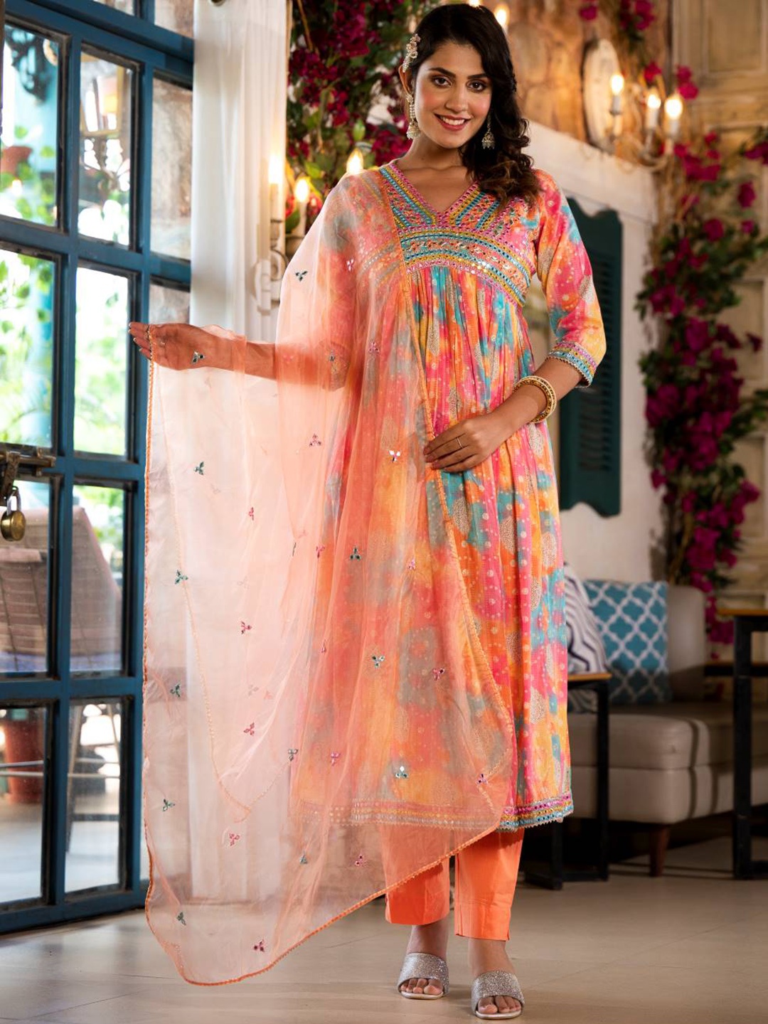 

Mitera Bandhani Embroidered V-Neck Three-Quarter Sleeves Mirror Work Pure Cotton Kurta Set, Peach