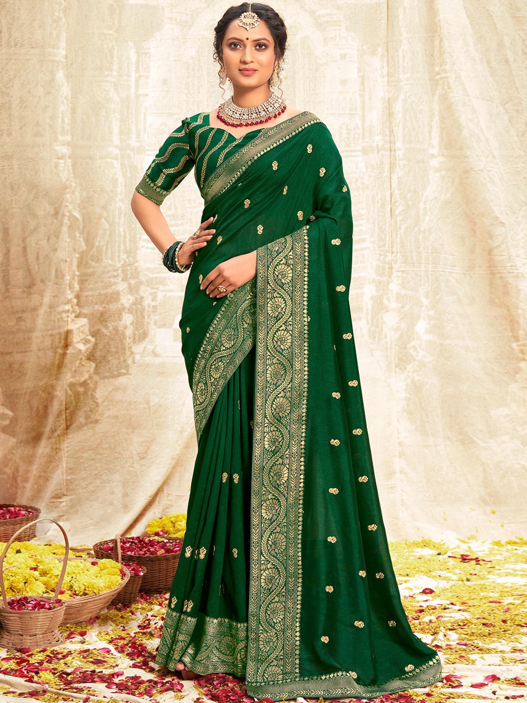 

VIRICA Woven Design Zari Silk Cotton Saree, Green