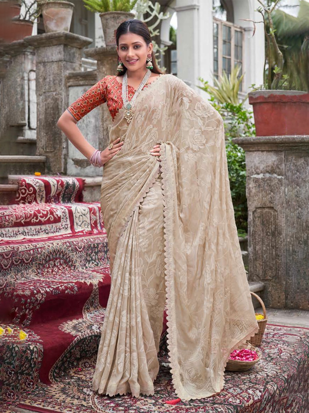 

VIRICA Floral Pure Chiffon Saree, Beige