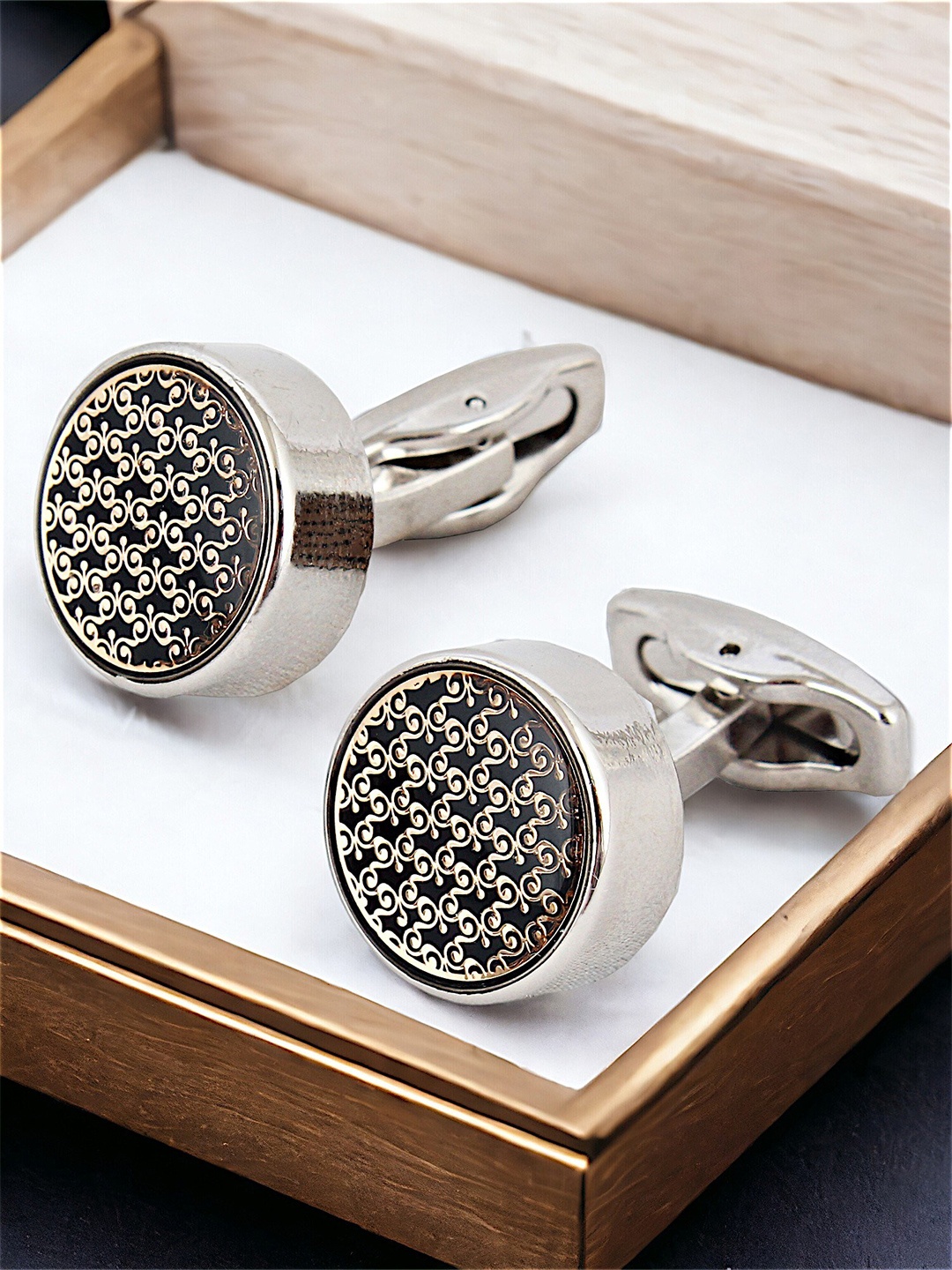 

LUCKY JEWELLERY Silver Plated Textured Round Blazer Cufflinks