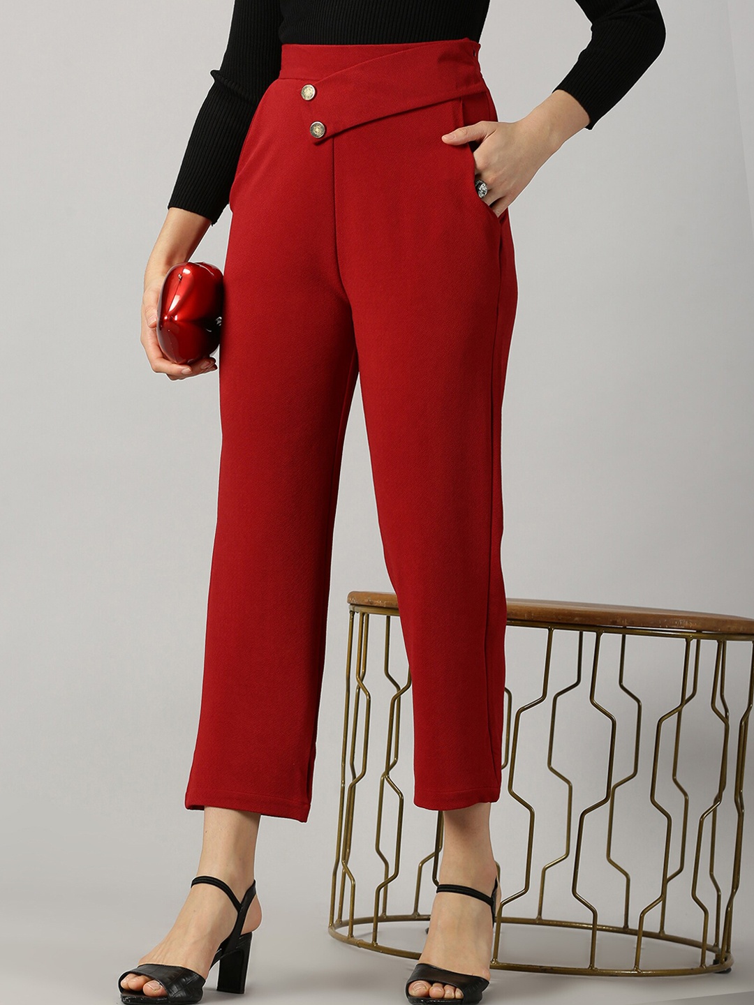 

GESPO Women Relaxed High-Rise Regular Trousers, Maroon