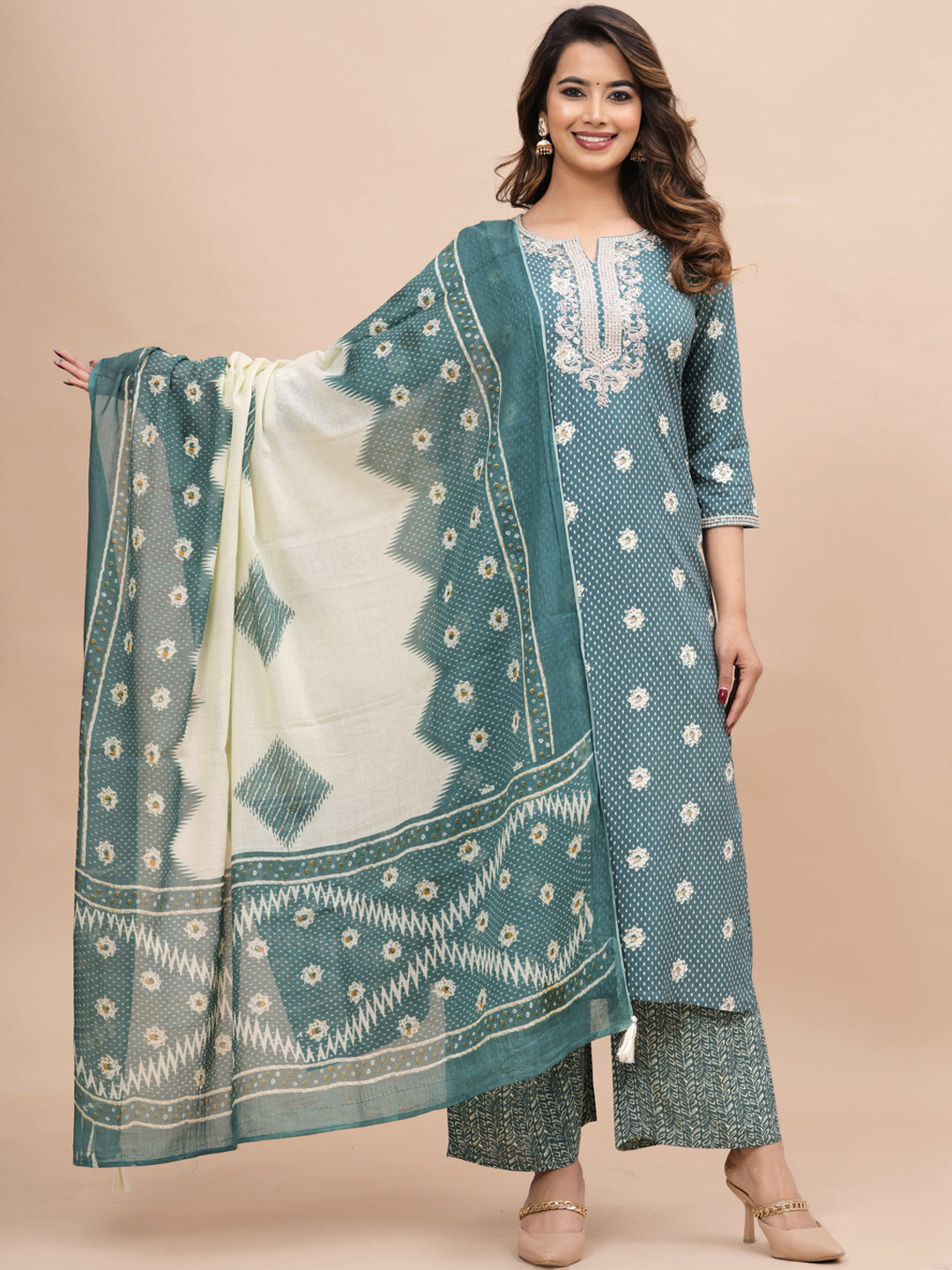 

SIDDHANAM Floral Embroidered Regular Kurta with Palazzos & With Dupatta, Green