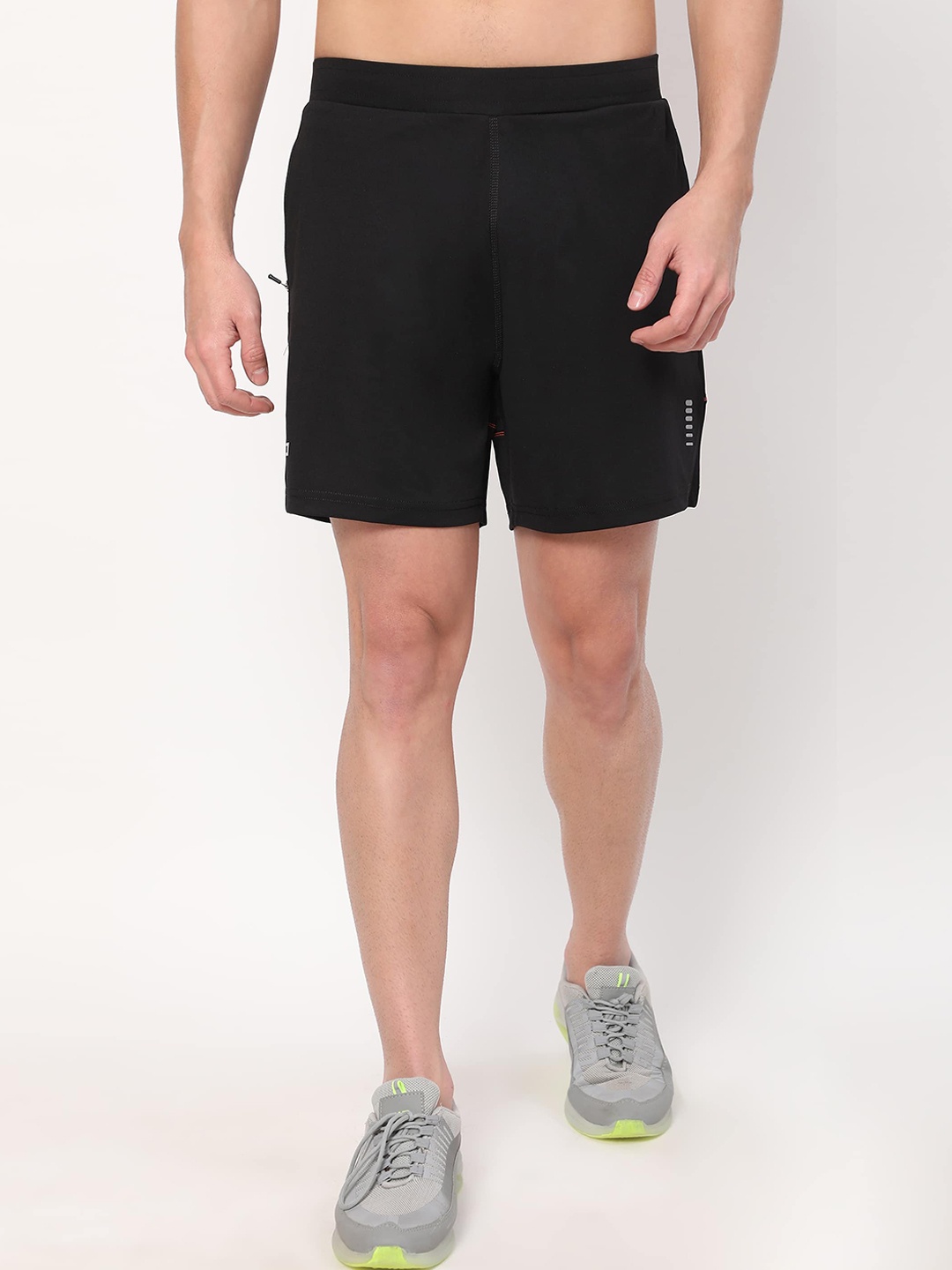 

DIDA Men Mid-Rise Dri-Fit Sports Shorts, Black