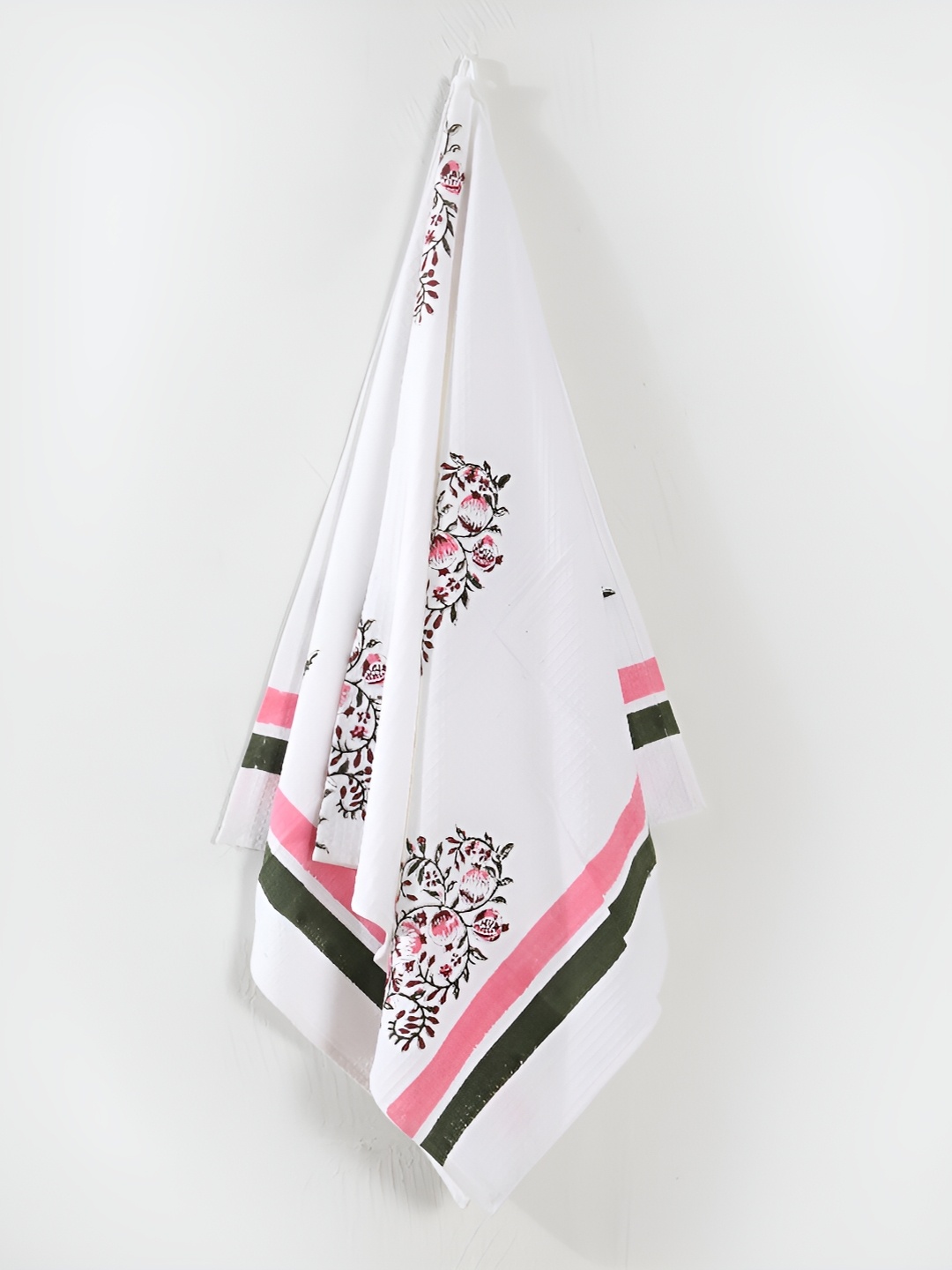 

HANDICRAFT PALACE Pink & White Printed Pure Cotton 250GSM Premium Waffle Bath Towel