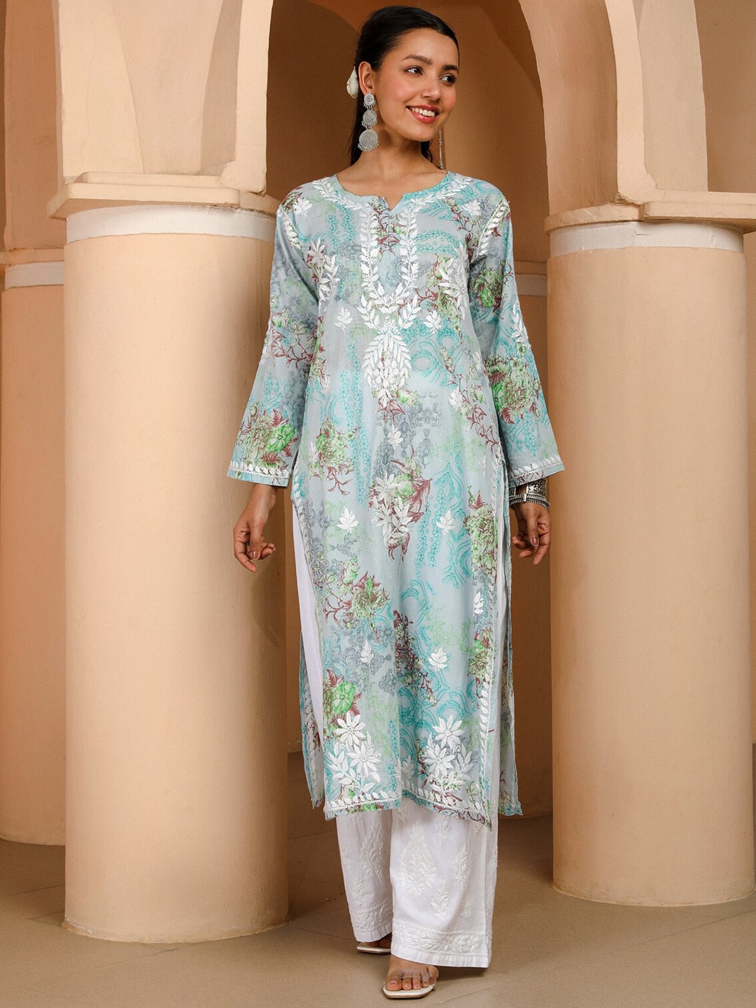 

House of Chikankari Eliza Chikankari Mulmul Straight Kurta, Blue