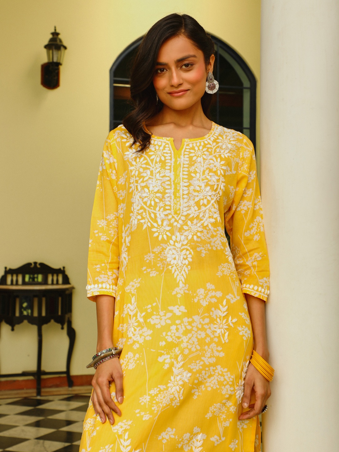 

House of Chikankari Chikankari Woven Kurta, Yellow