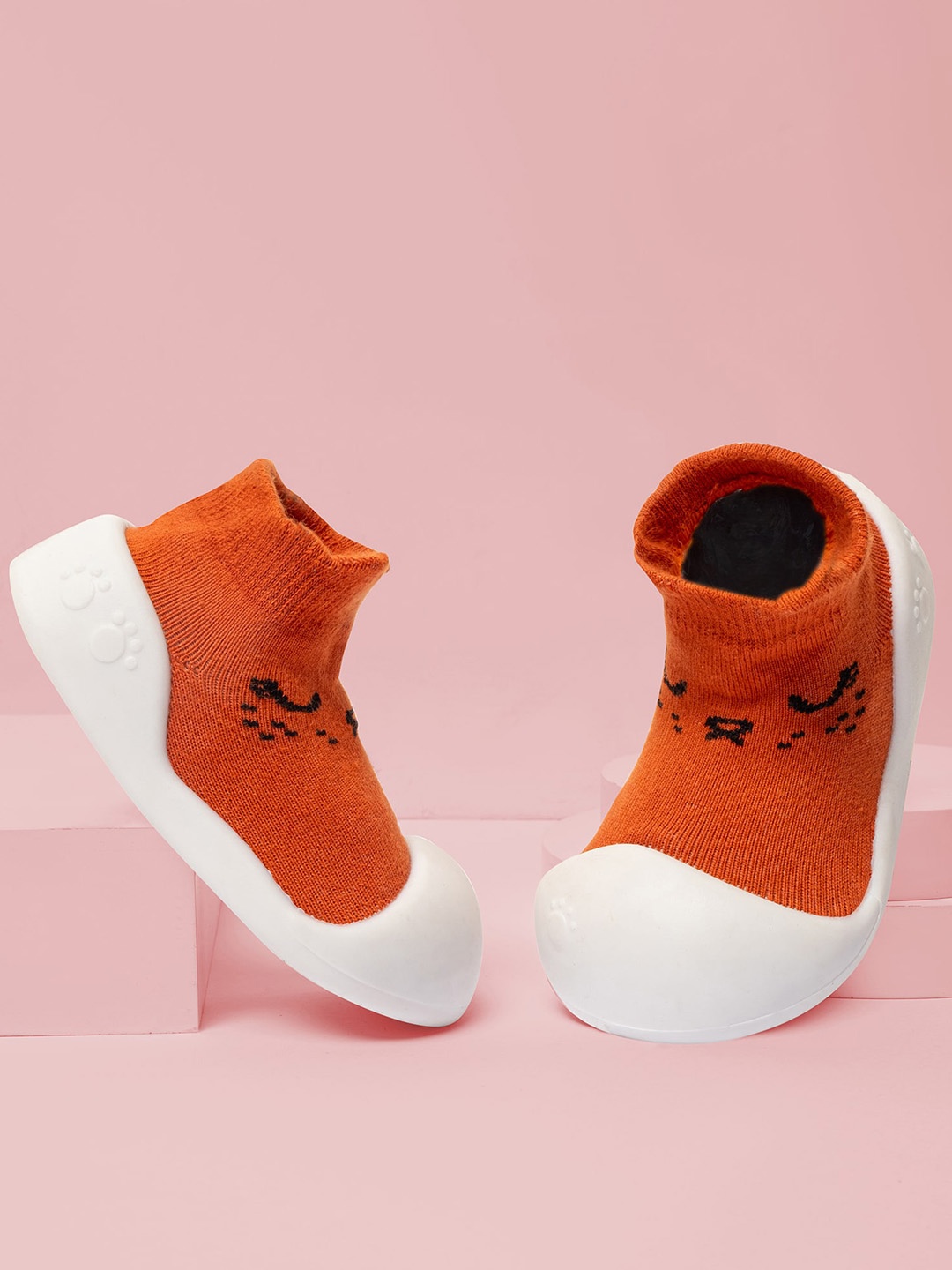 

Baby Moo Kids Cute Eye Textured Anti Skid Slip On Sneakers, Brown