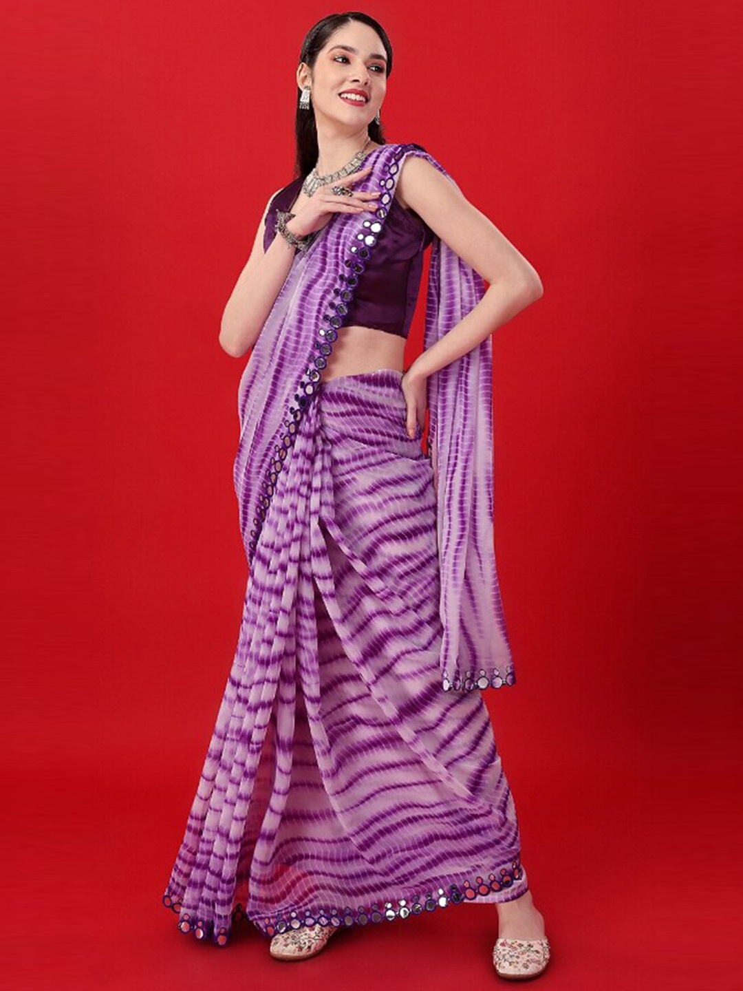 

MAGMINA Abstract Printed Mirror Work Pure Georgette Banarasi Saree, Purple