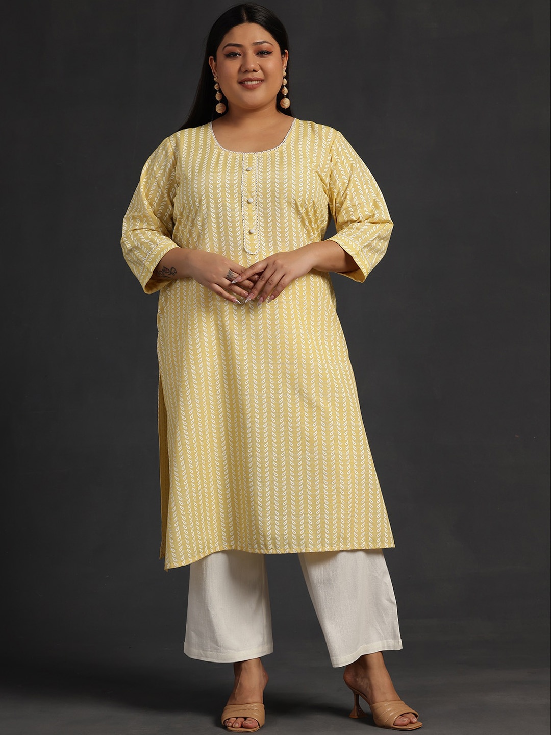 

EXTRA LOVE BY LIBAS Plus Size Striped Round Neck Cotton Straight Kurta, Yellow