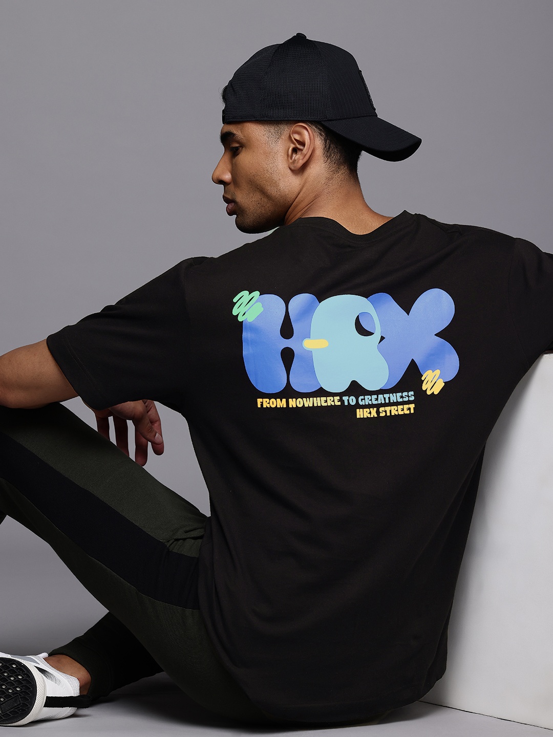 

HRX by Hrithik Roshan Men Graphic Printed Bio Finish Oversized T-shirt, Black