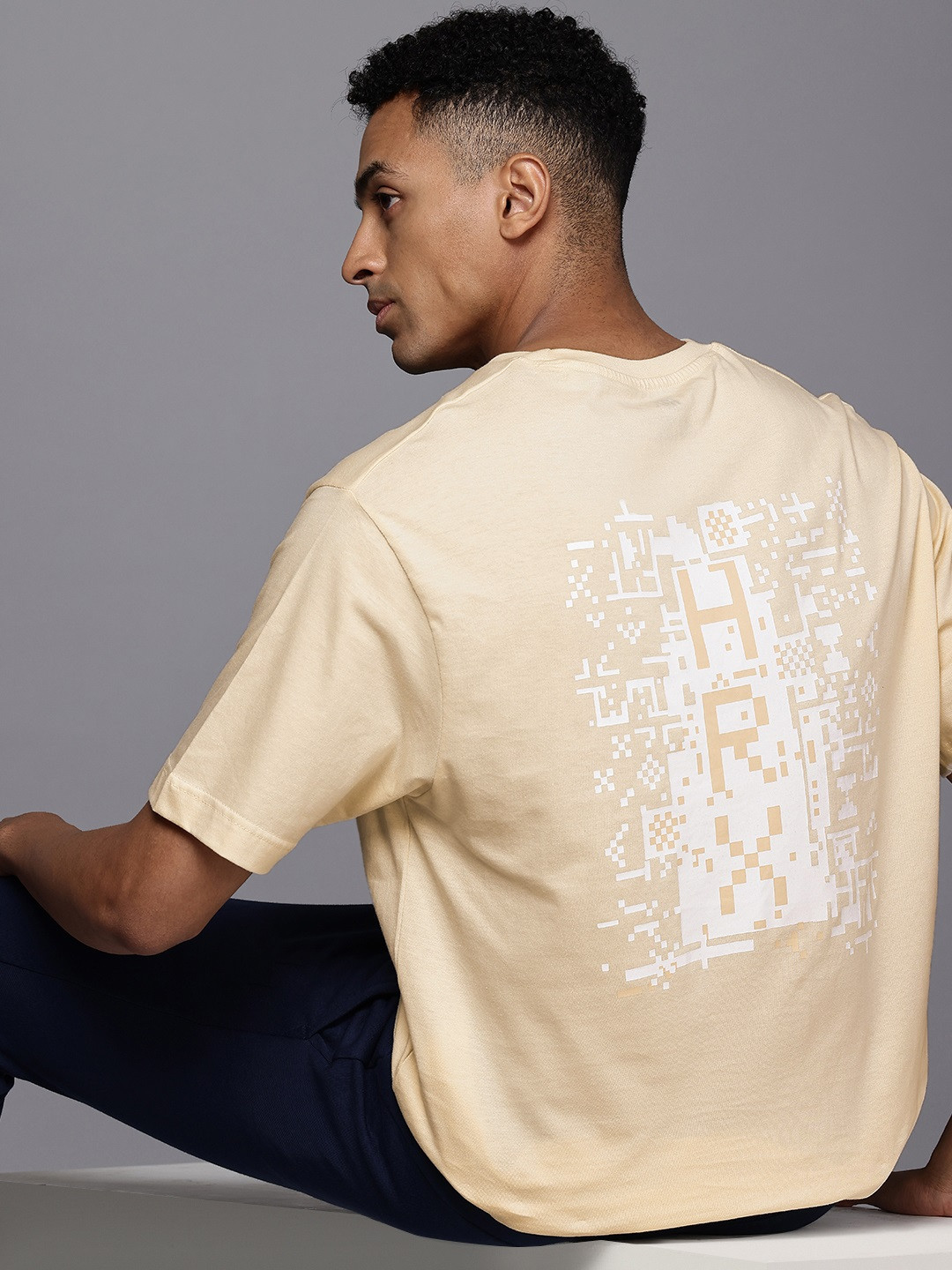 

HRX by Hrithik Roshan Men Graphic Printed Bio Finish Oversized T-shirt, Beige