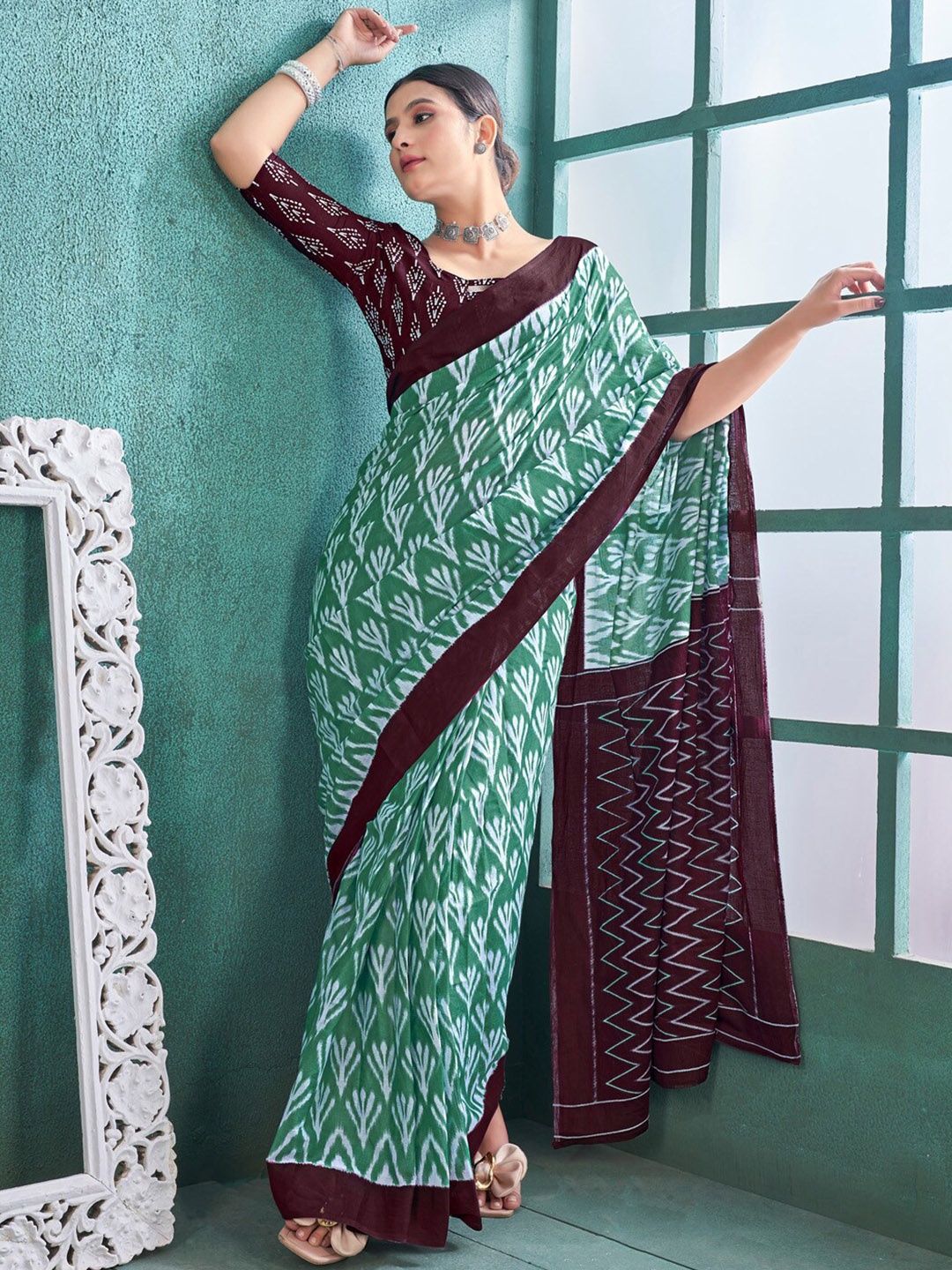 

KALINI Ethnic Motifs Printed Poly Cotton Ikat Saree, Sea green