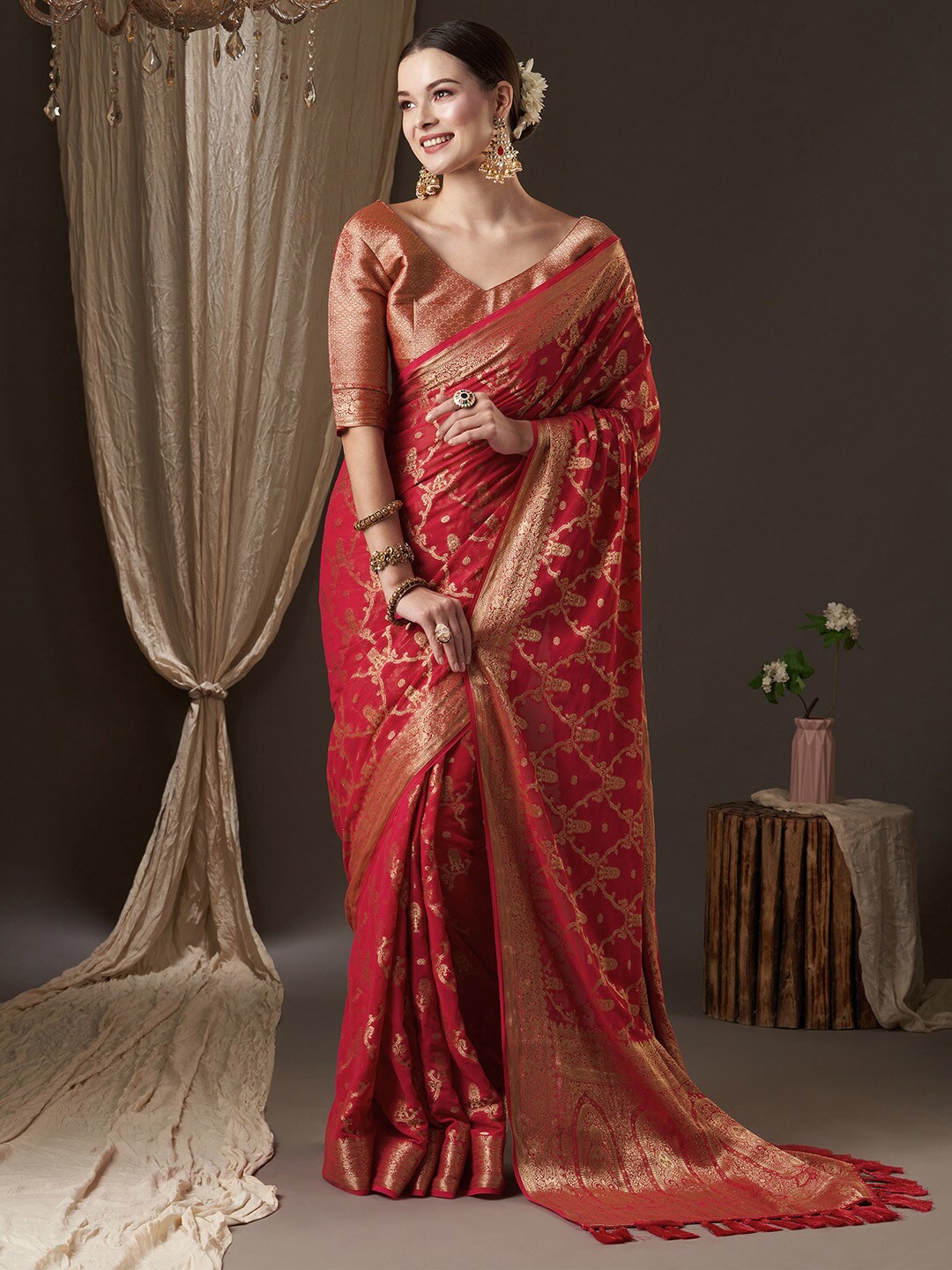 

Anouk Ethnic Motifs Zari Pure Georgette Heavy Work Kanjeevaram Saree, Red