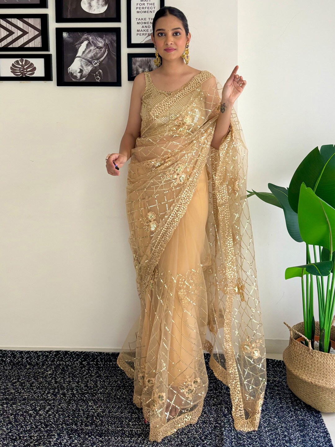

Anouk Embellished Sequinned Net Saree, Cream
