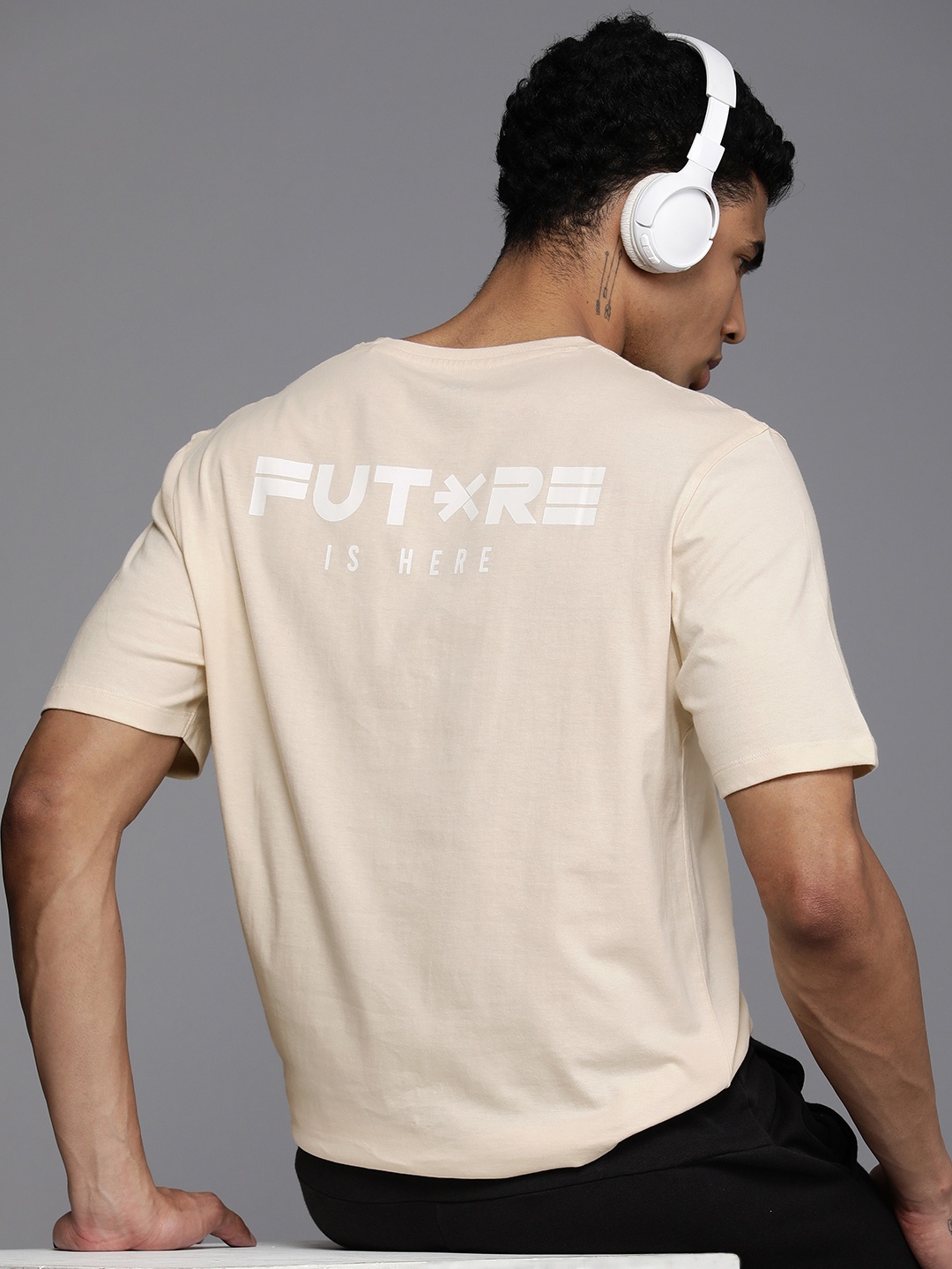 

HRX by Hrithik Roshan Men Typography Printed Bio Finish Oversized T-shirt, Beige