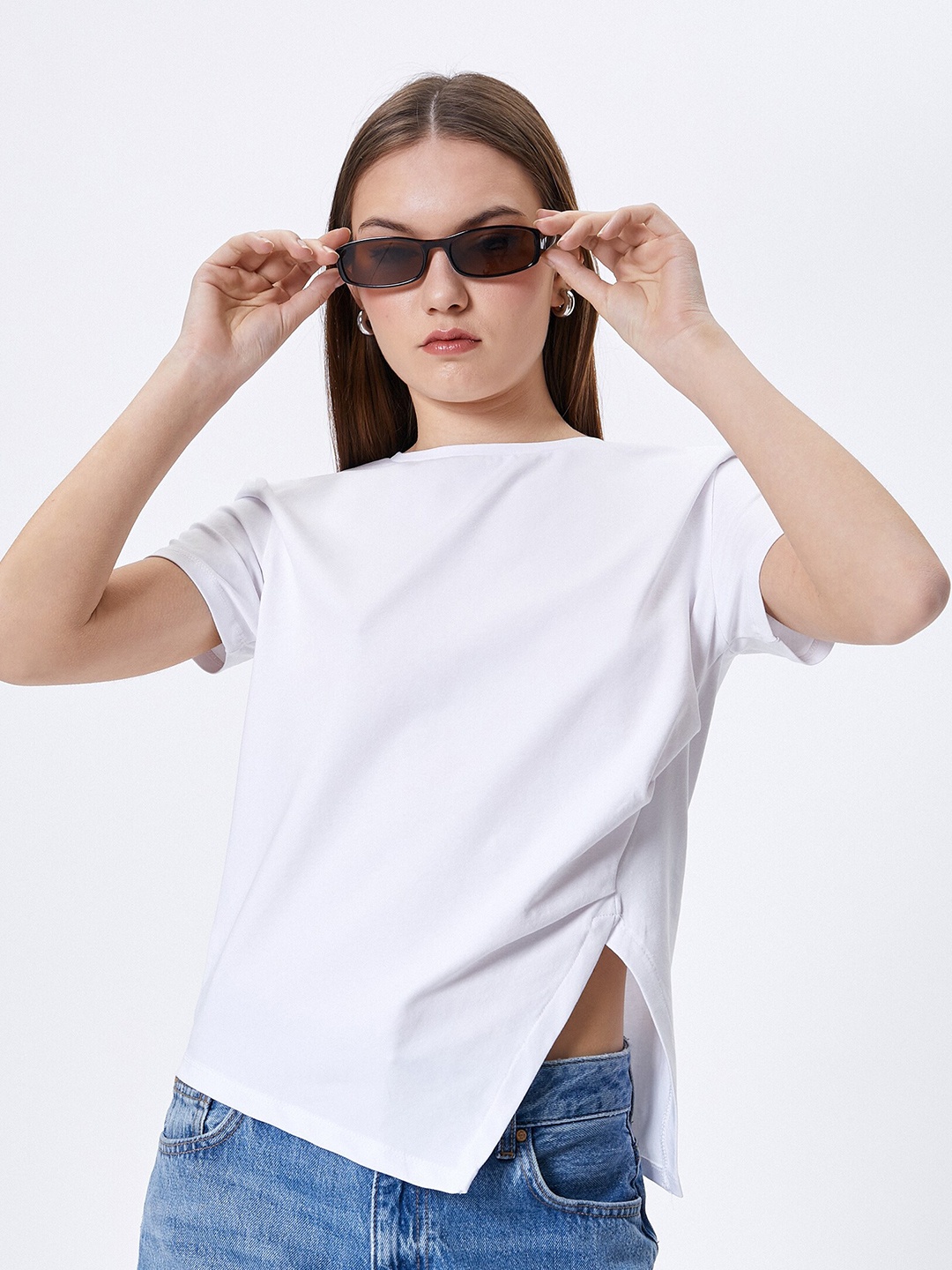 

Koton Round Neck Short Sleeves Cotton T-shirt, White