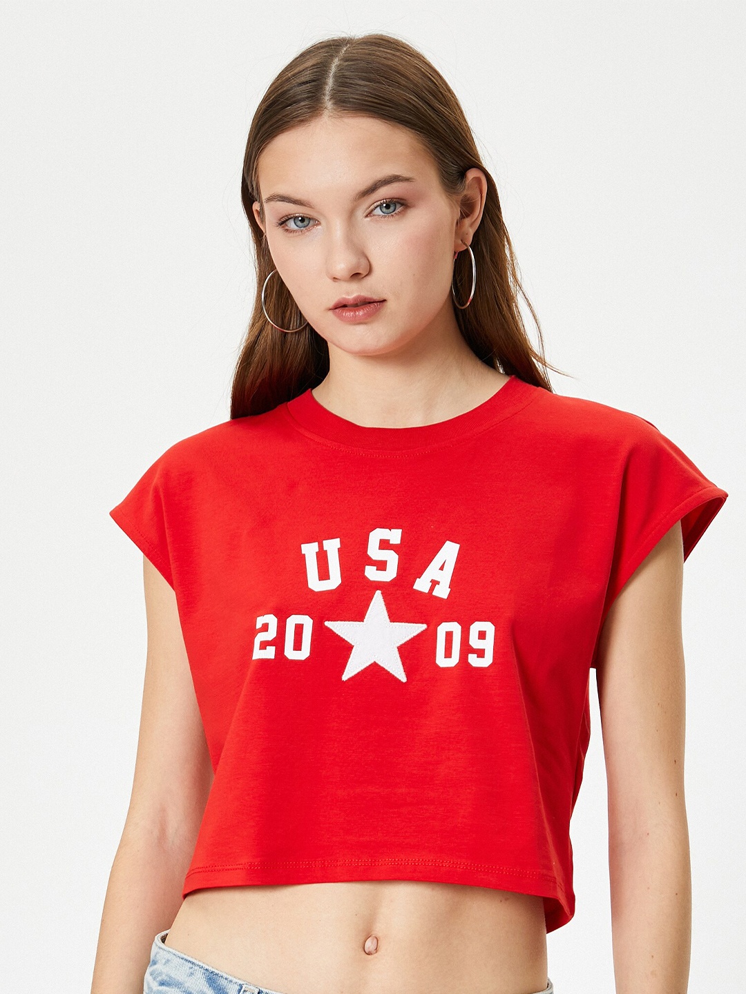 

Koton Round Neck Regular Sleeves Slim Fit Cotton T-shirt, Red