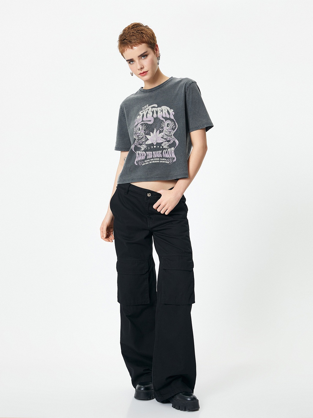 

Koton Typography Printed Pure Cotton Crop T-shirt, Grey