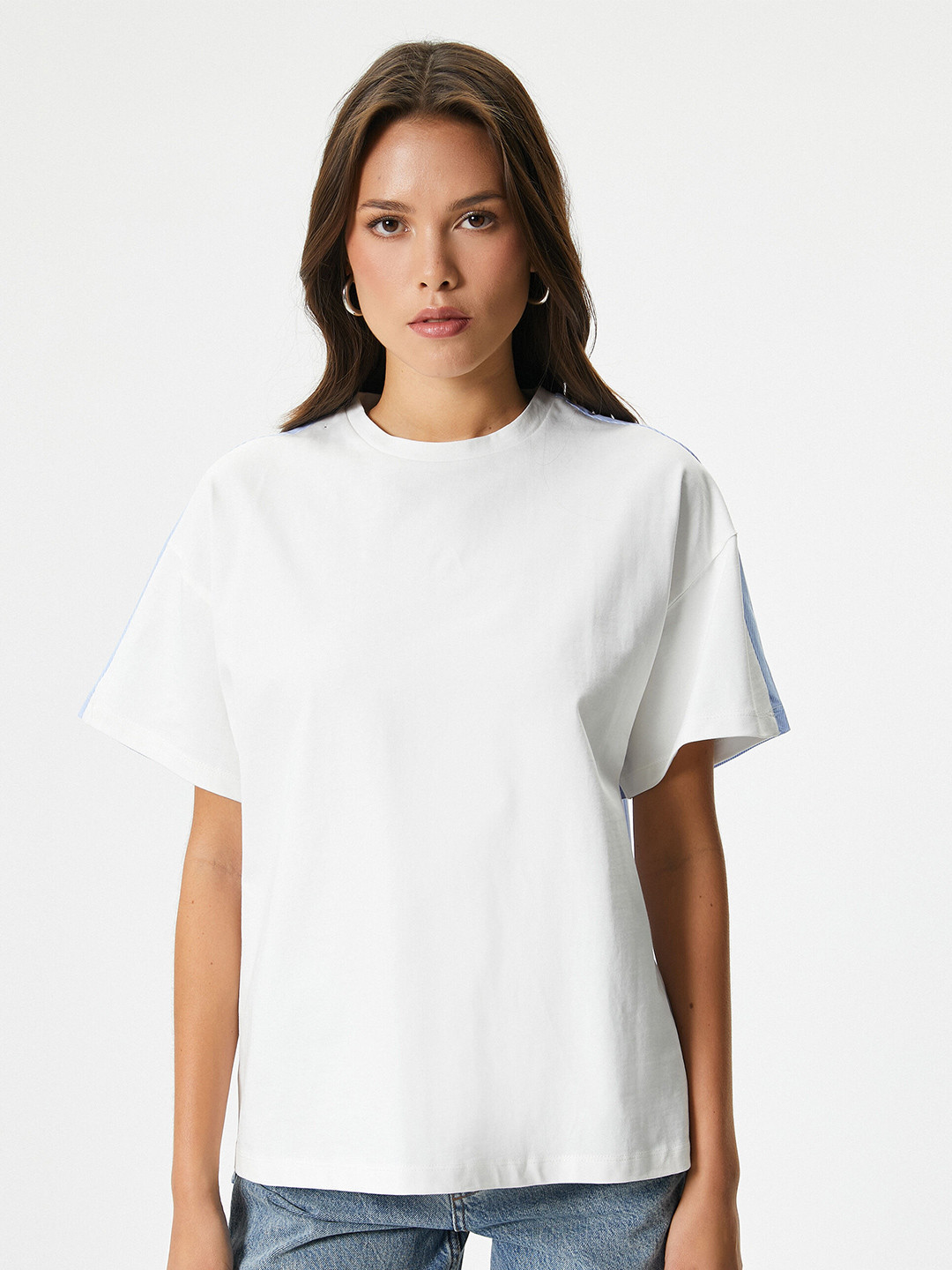 

Koton Round Neck Short Sleeves T-shirt, White