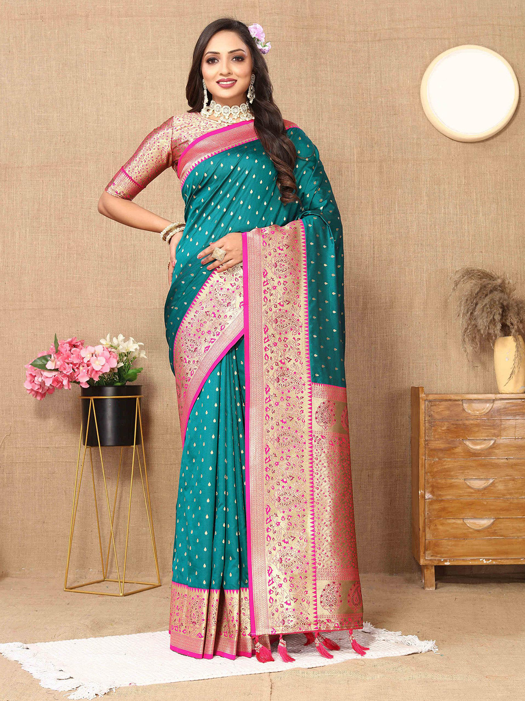 

PHEASANT Woven Design Zari Heavy Work Banarasi Saree, Teal