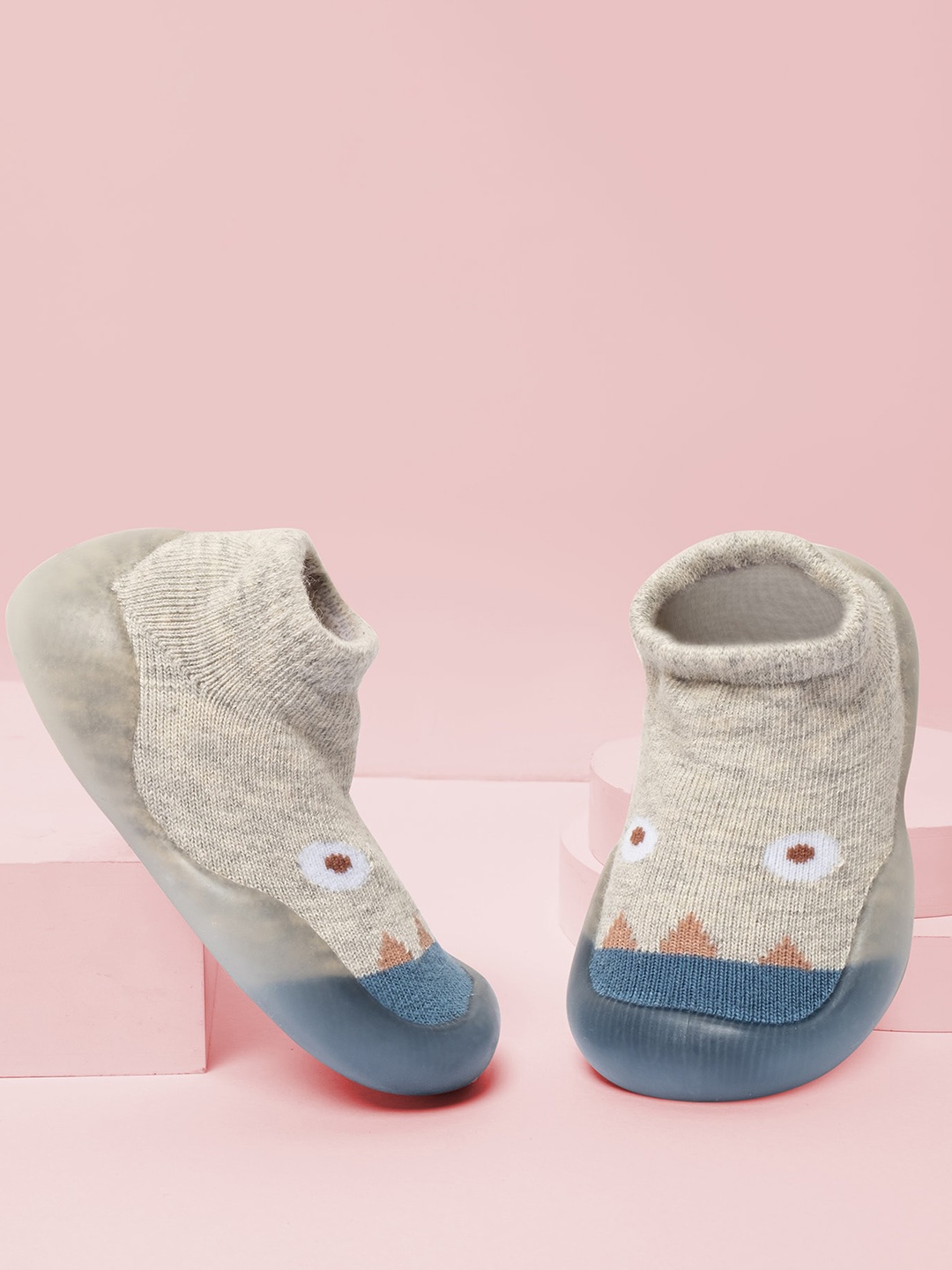 

Baby Moo Kids Cute Eye Textured Anti Skid Slip On Sneakers, Grey