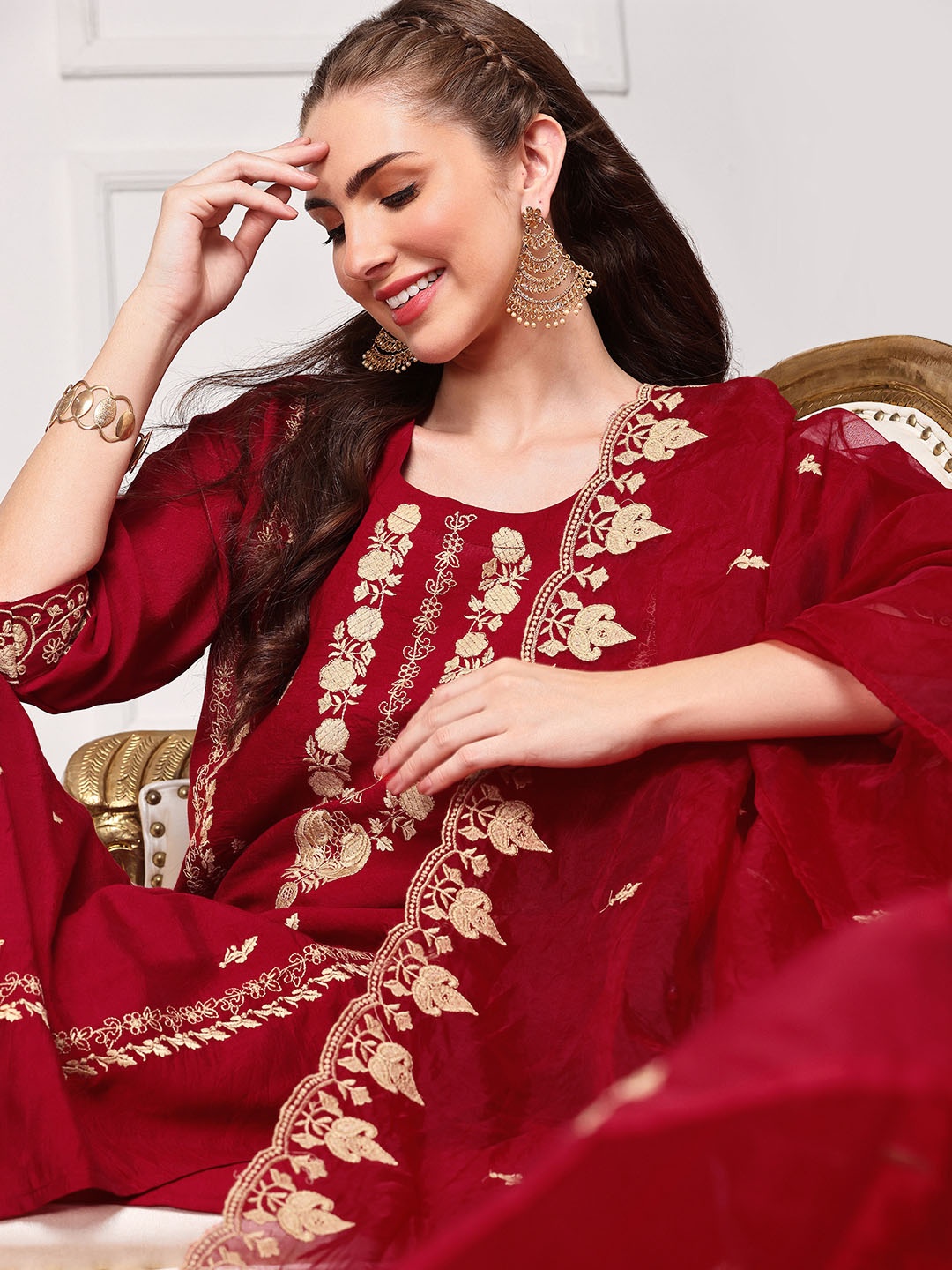 

Ishin Ethnic Motifs Embroidered Straight Kurta With Trousers & Dupatta, Red