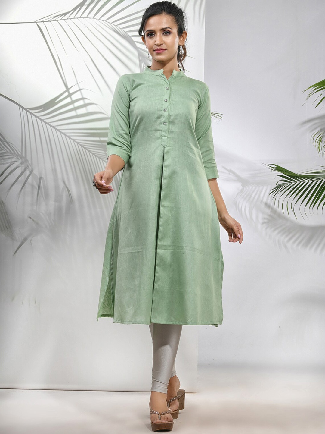

Charukriti Mandarin Collar A-Line Pure Cotton Kurta, Green