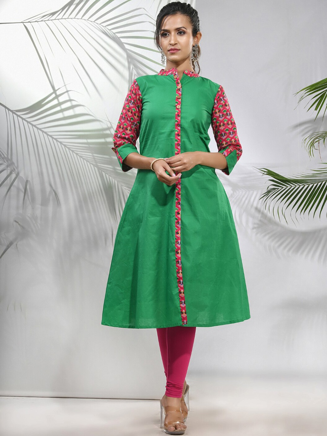 

Charukriti Mandarin Collar A-Line Pure Cotton Kurta, Green